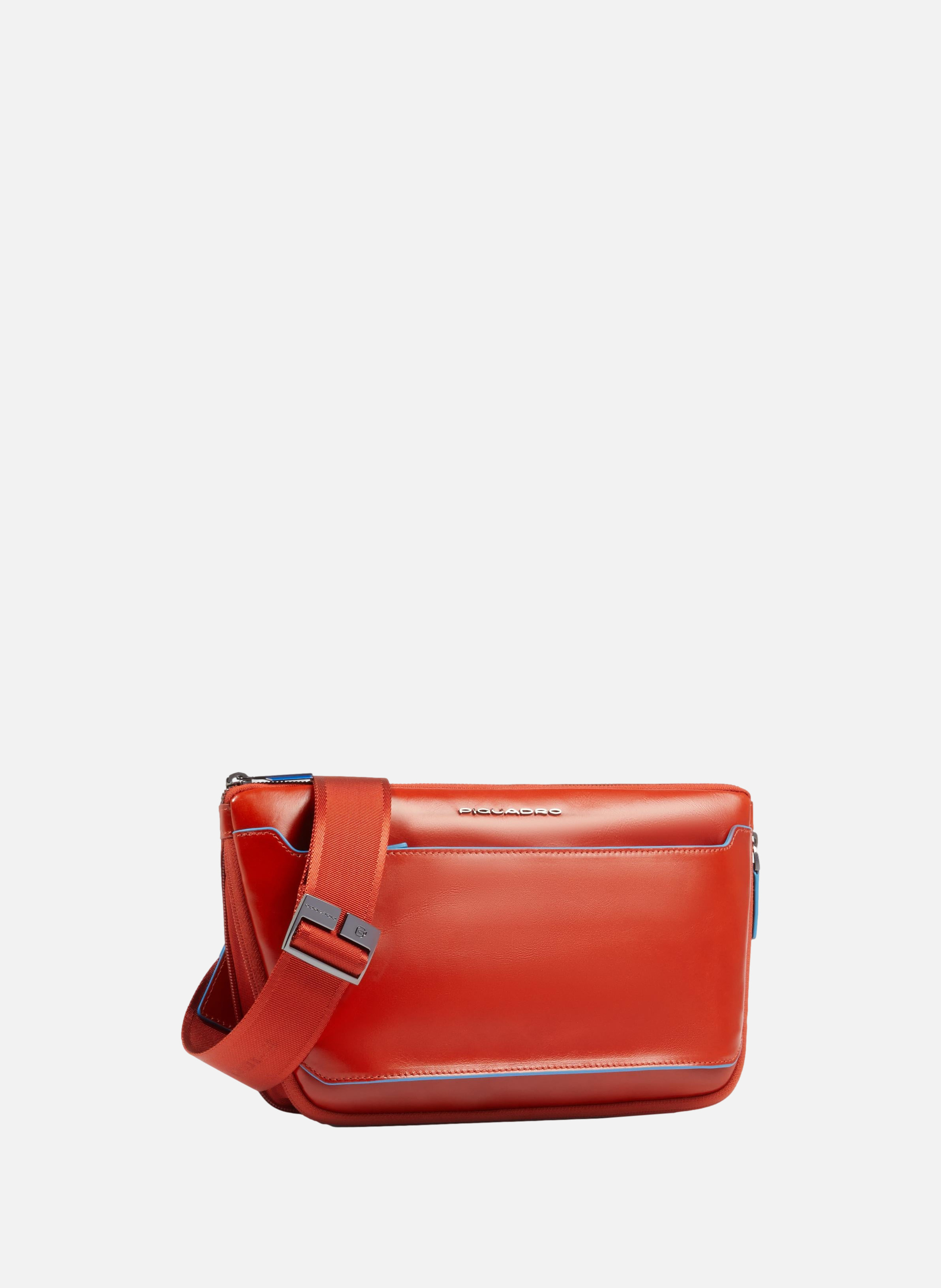 Erweiterbare flache gürteltasche PIQUADRO Braun