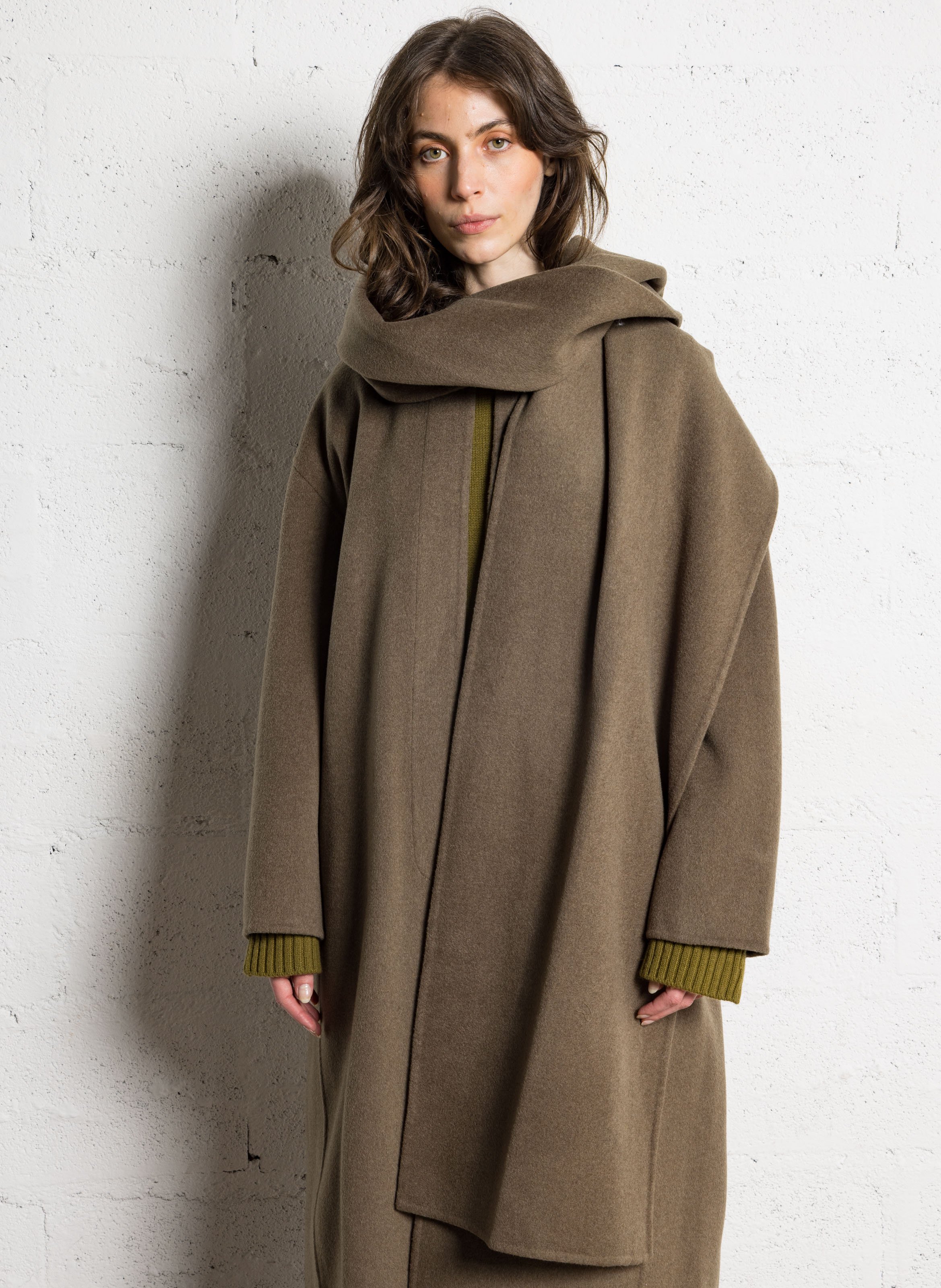 Manteau oversize en laine mélangée finn SOEUR Beige