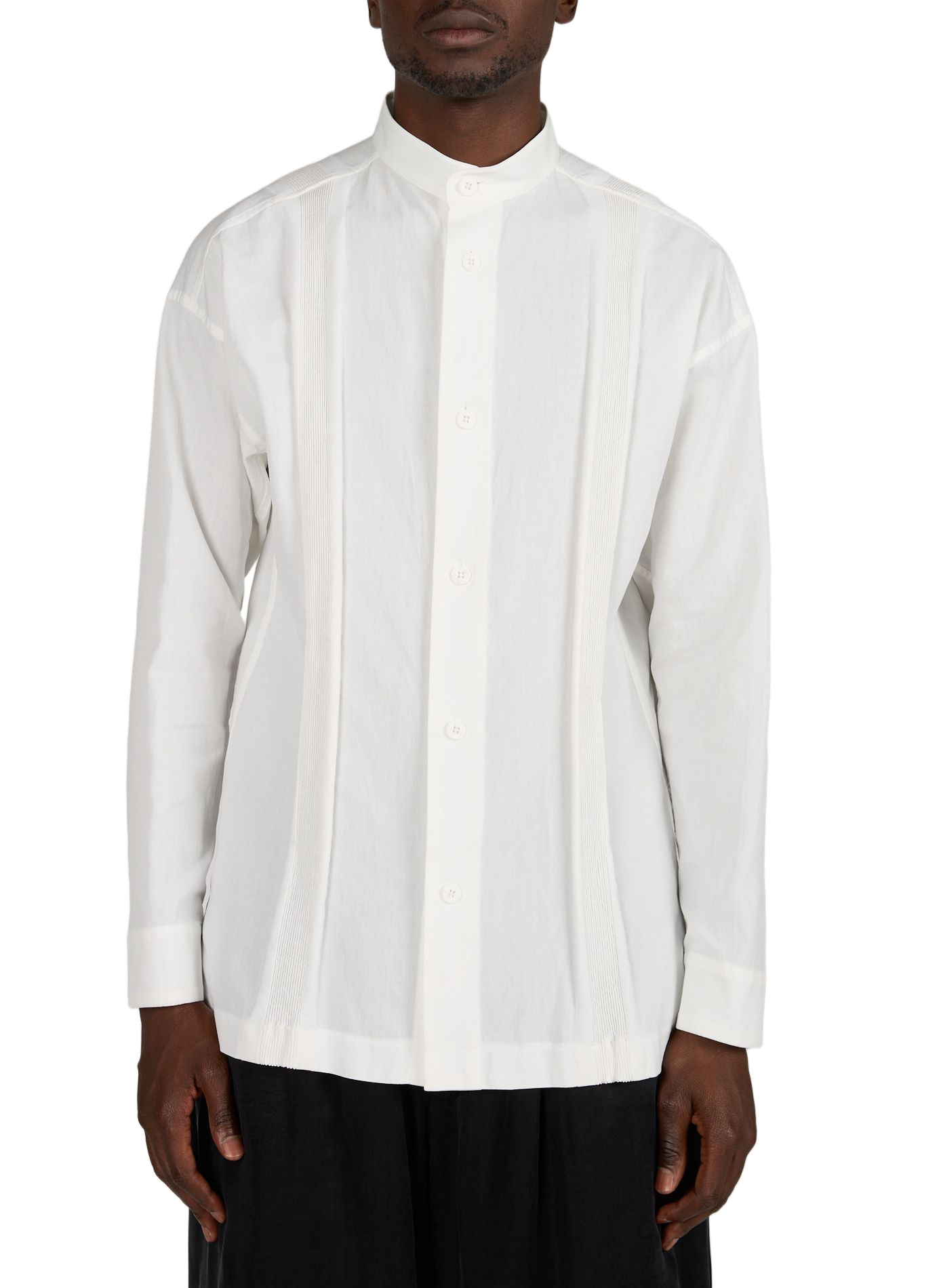 Straight round neck plain shirt ISSEY MIYAKE White