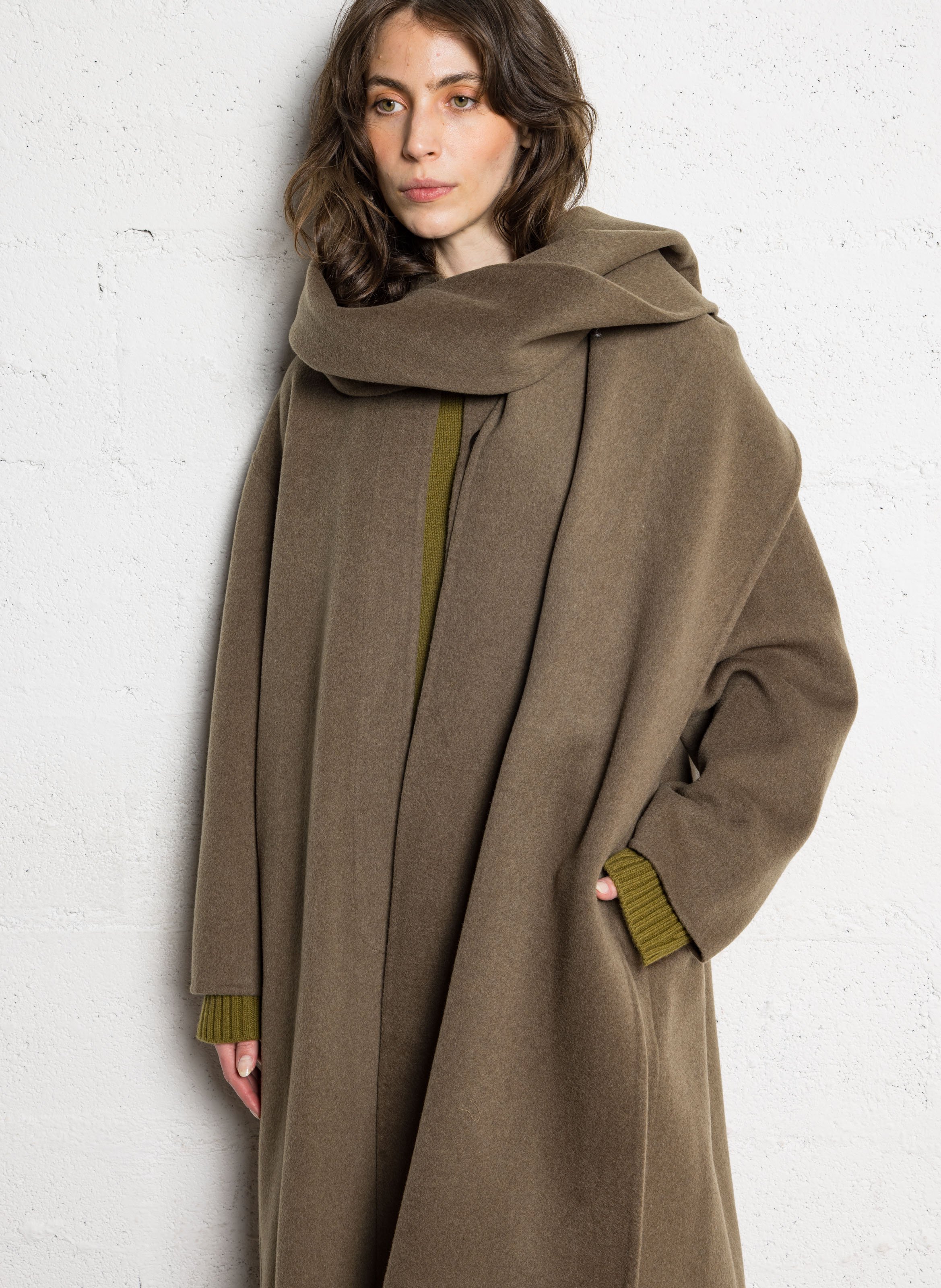 Manteau oversize en laine mélangée finn SOEUR Beige