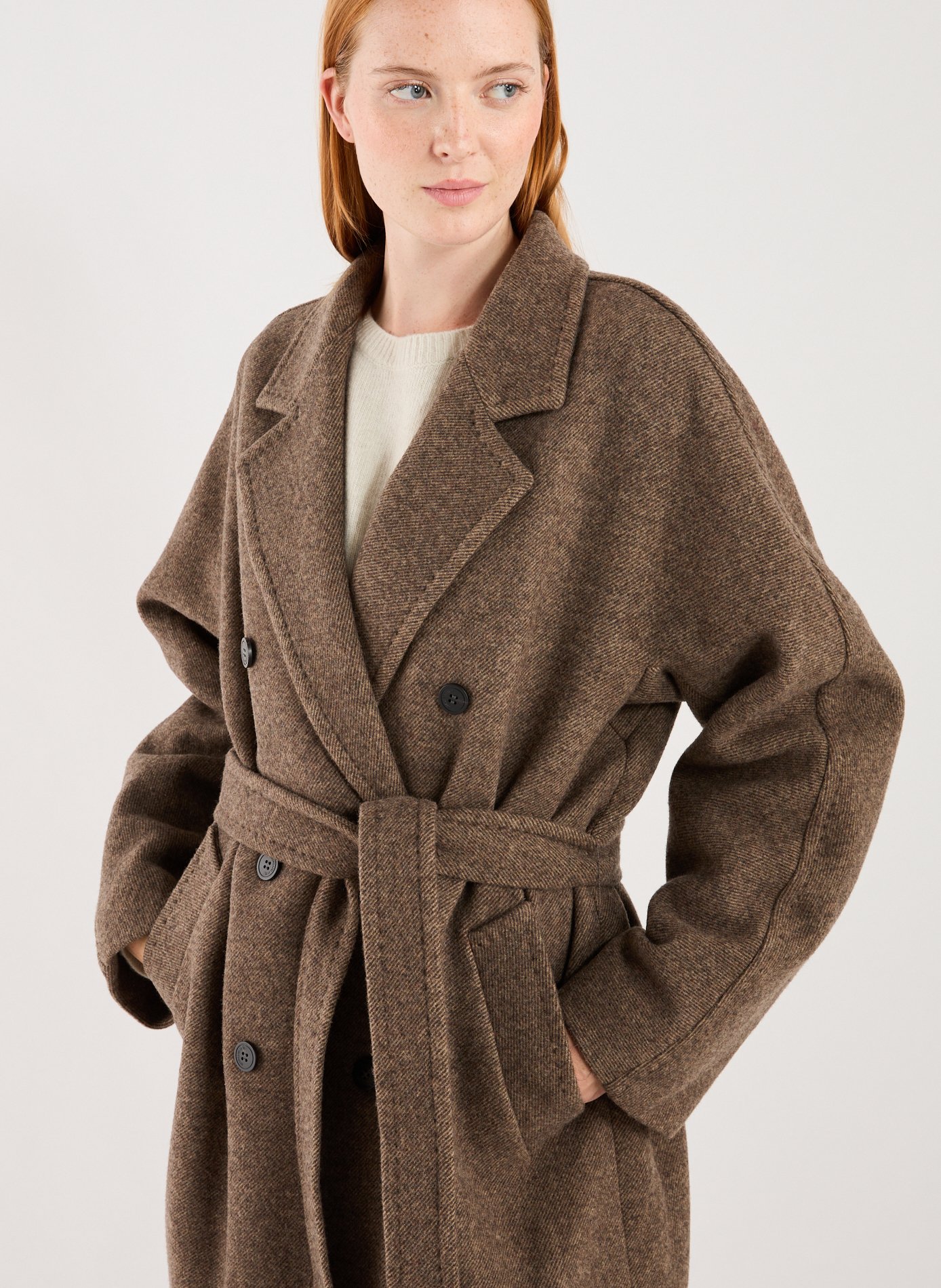 Straight wool-blend coat with classic collar LE 17 SEPTEMBRE Brown
