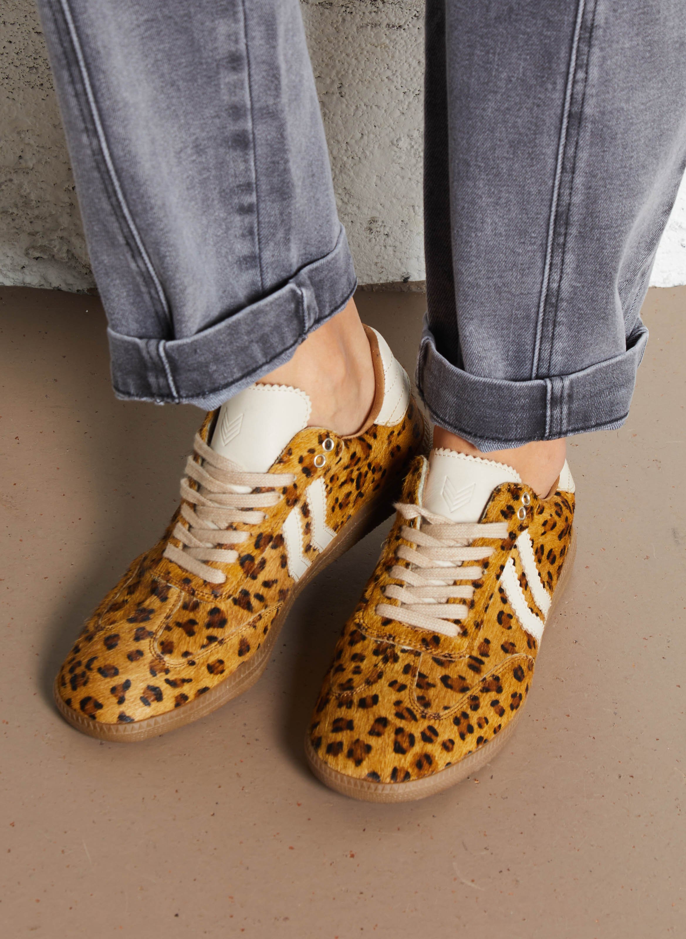 Baskets basses en cuir pony IKKS Marron