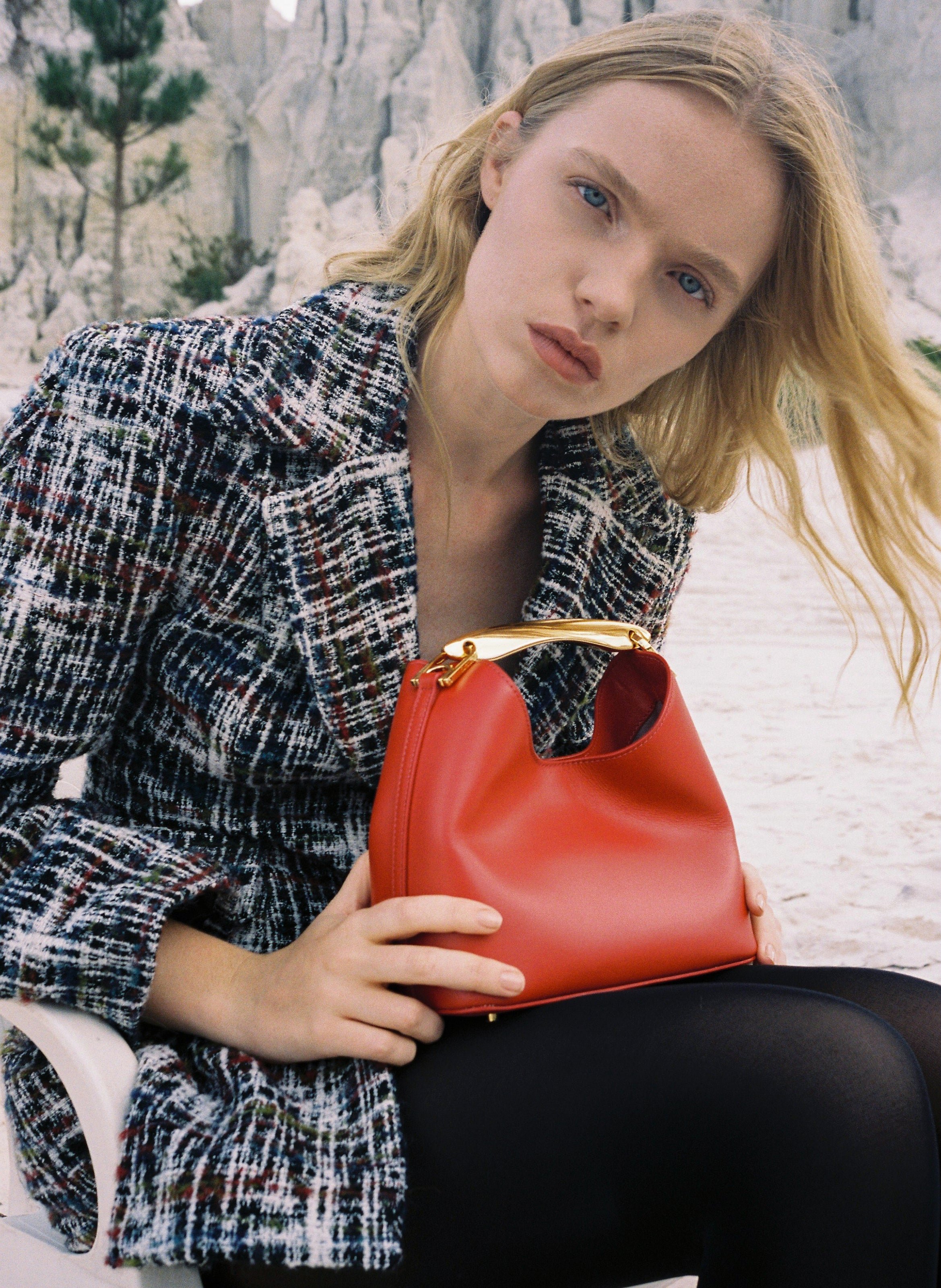 Petit sac boomerang en cuir ELLEME Rouge