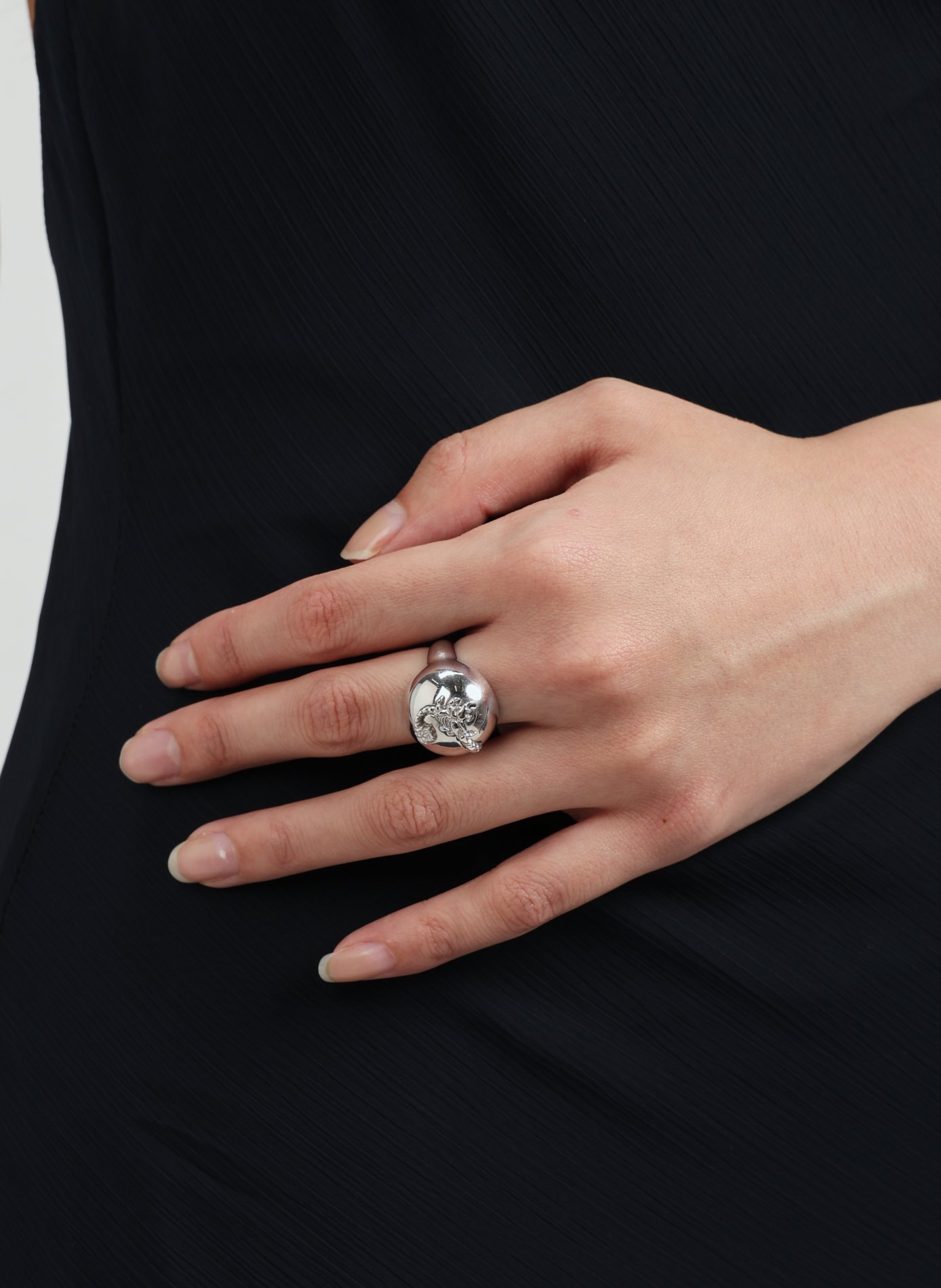 Bague Carapace Knuckle Scorpion en argent ALAN CROCETTI Argent