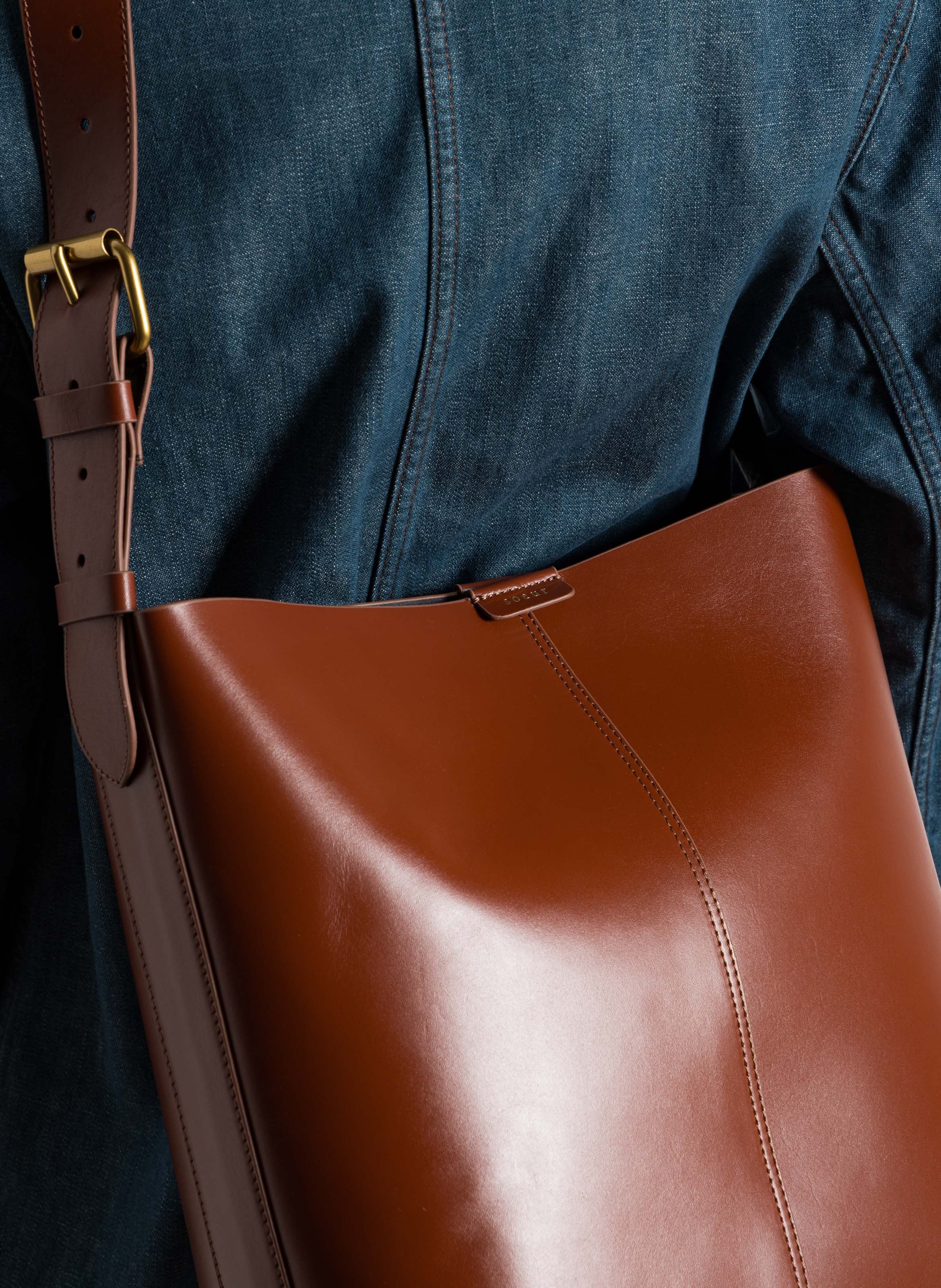 Sac seau en cuir réversible saudade SOEUR Marron