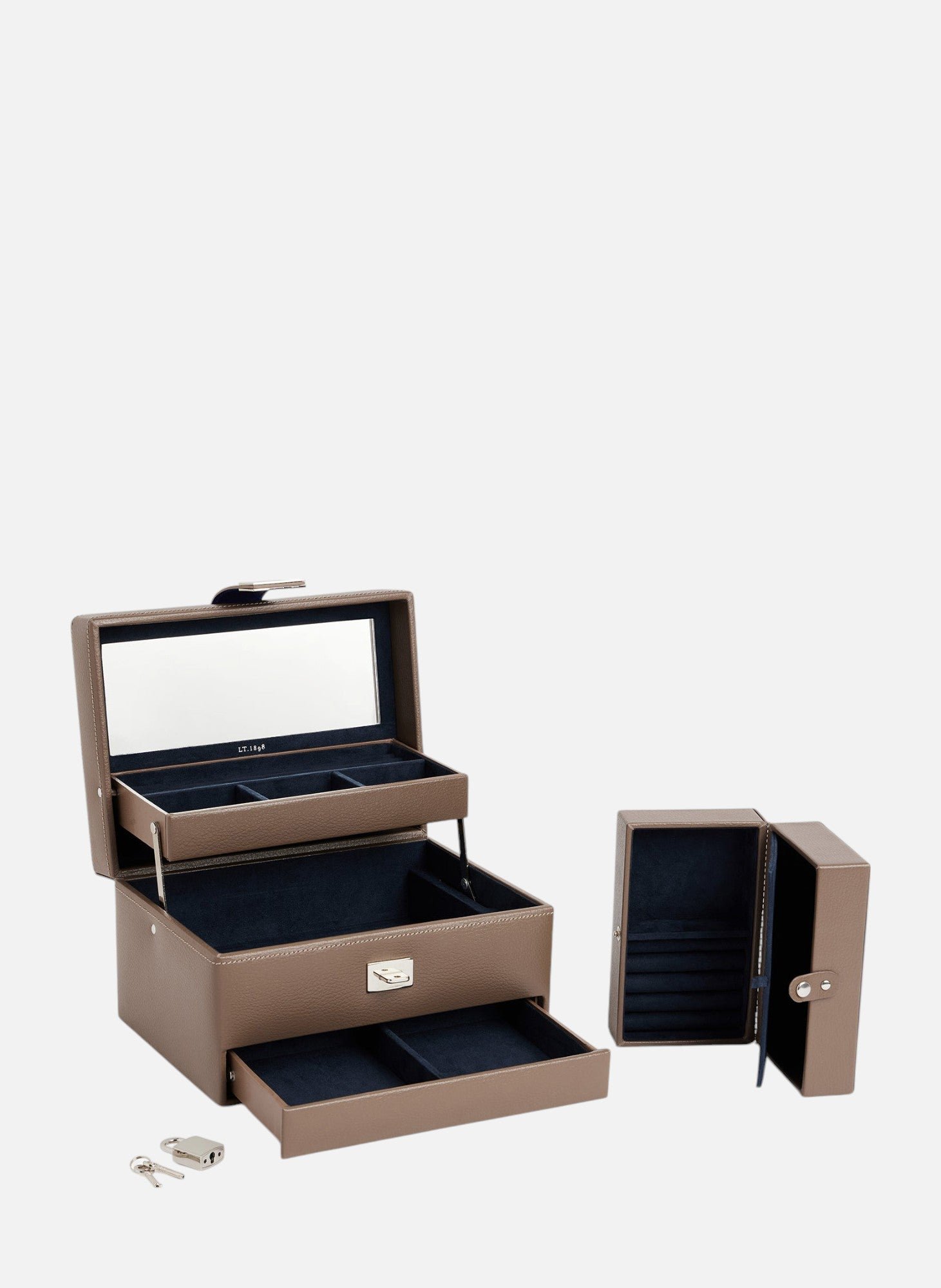 Boite à bijoux moyen modèle ouverture automatique en cuir LE TANNEUR Marron