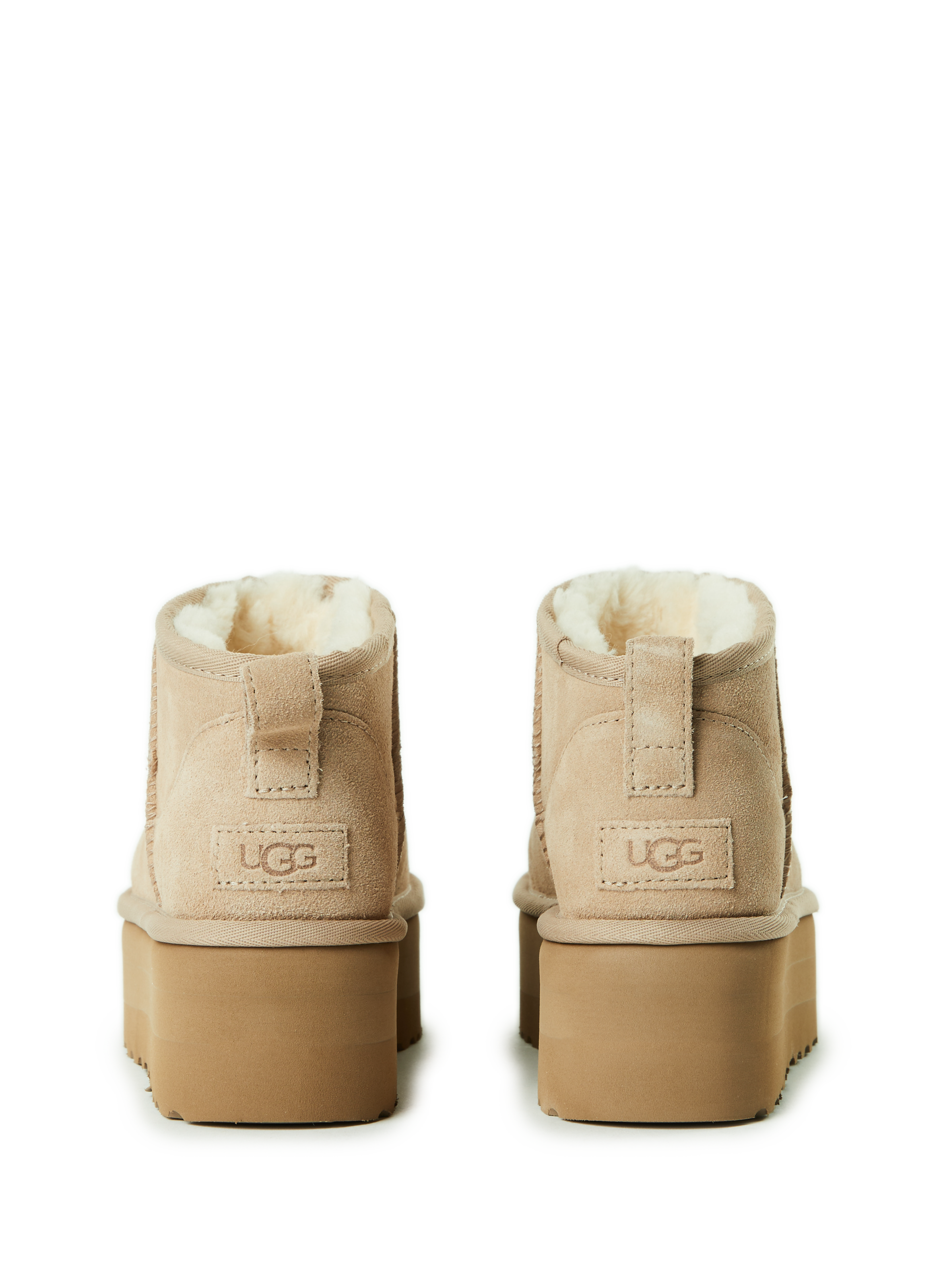 Bottines Classic Ultra mini en cuir UGG Beige