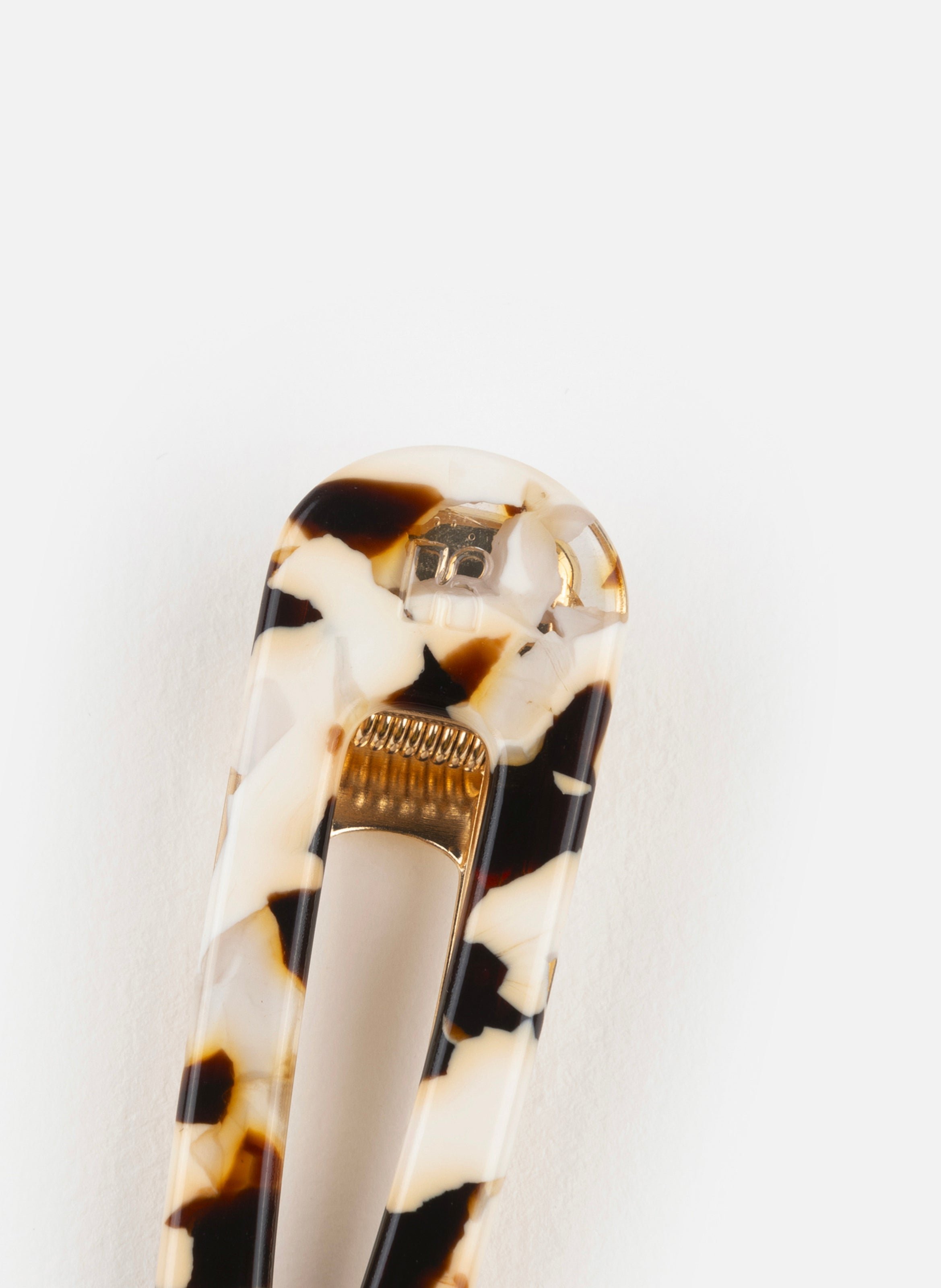 Barrette à cheveux triangle en acétate de cellulose et acier inoxydable KURAGE GINZA Marron