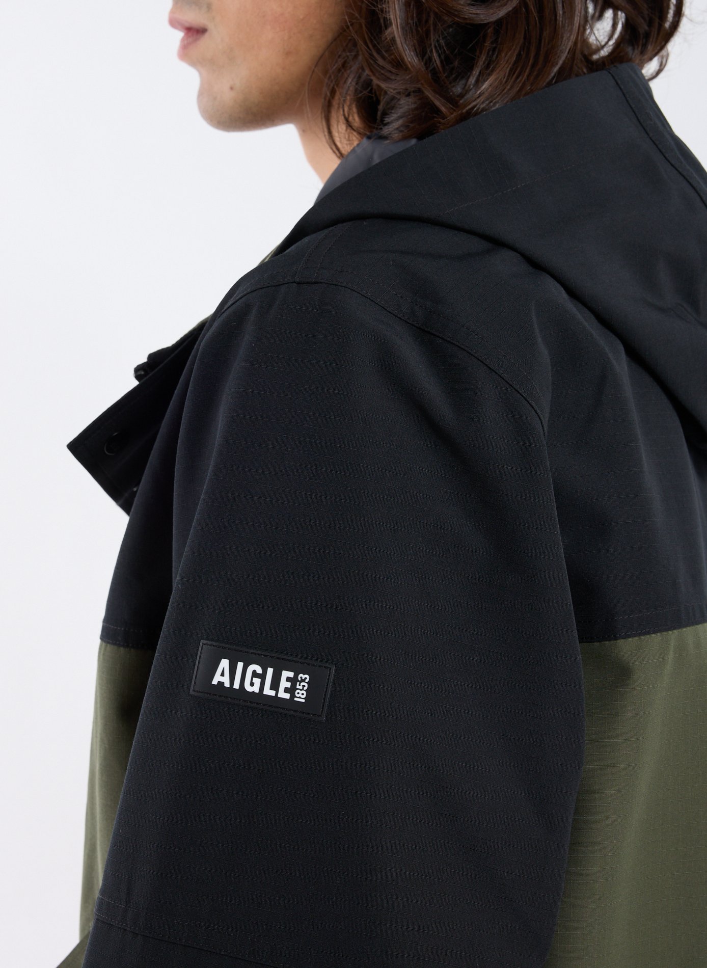 Veste d'extérieur à capuche AIGLE Noir