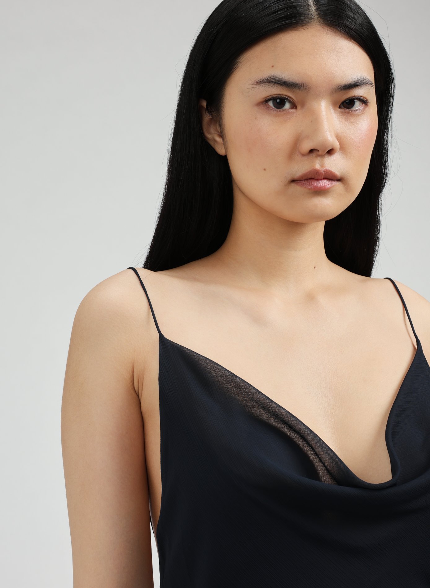 Robe fuseau fluide à volant ROTATE Bleu