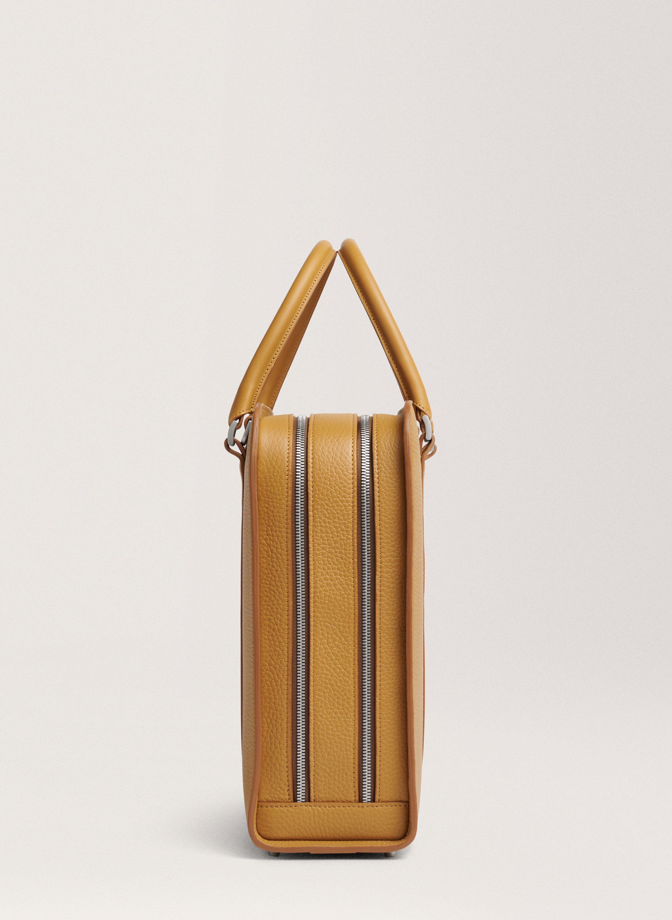 Porte-documents 'Palissy Briefcase' en cuir grainé CARL FRIEDRIK Jaune