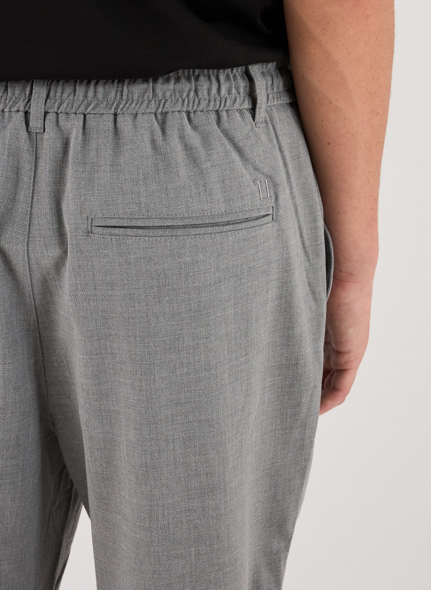 Pantalon uni LES DEUX Gris