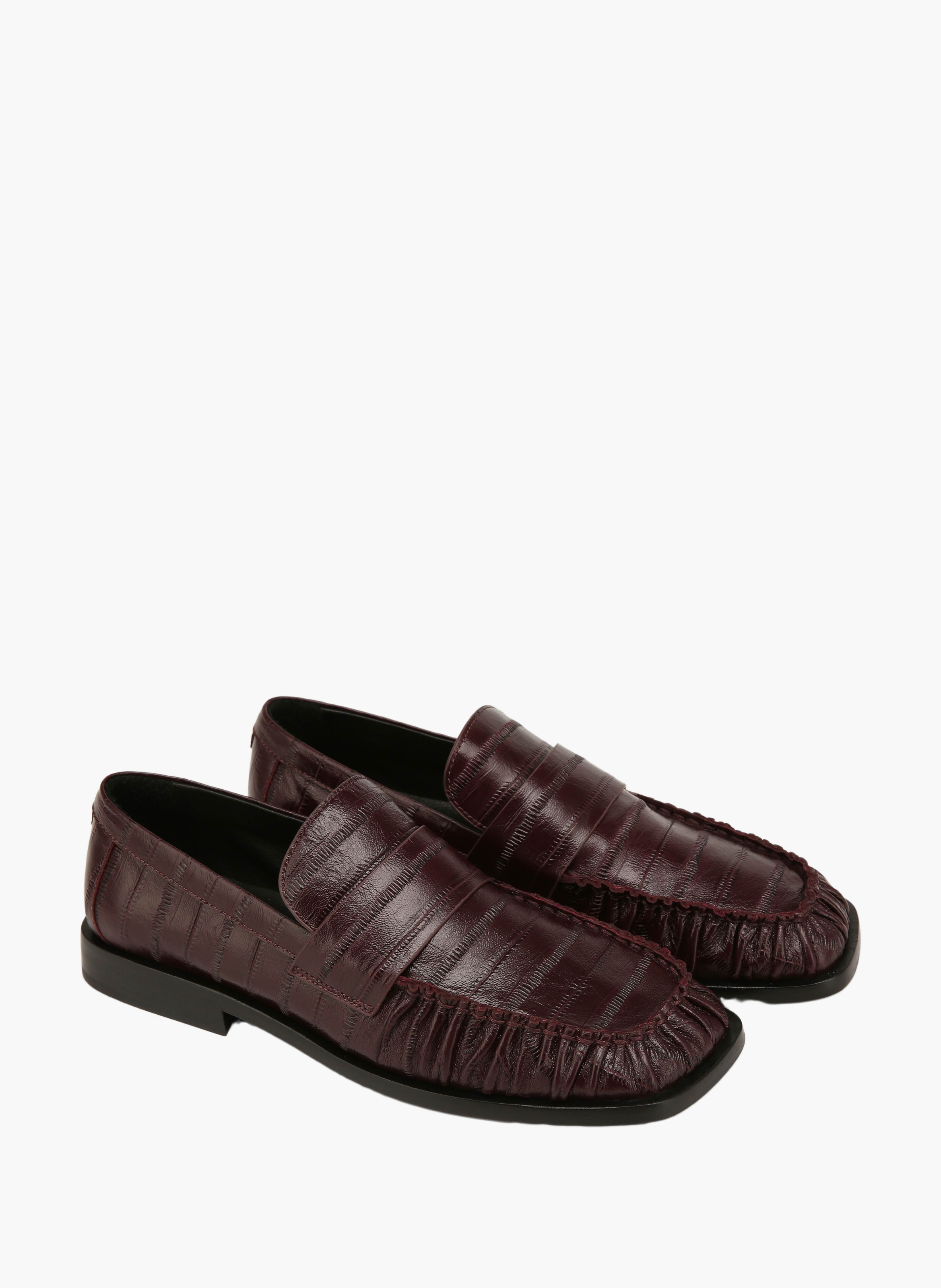 Voltage mocassins van palingleer NAKED WOLFE Rood