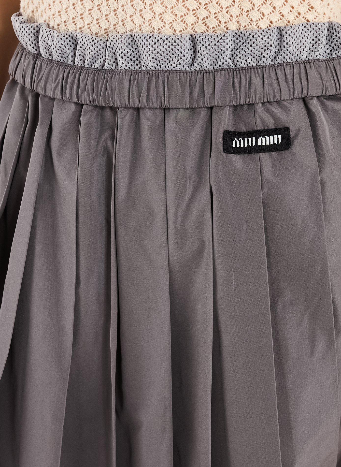 Pleated technical silk skirt Grey