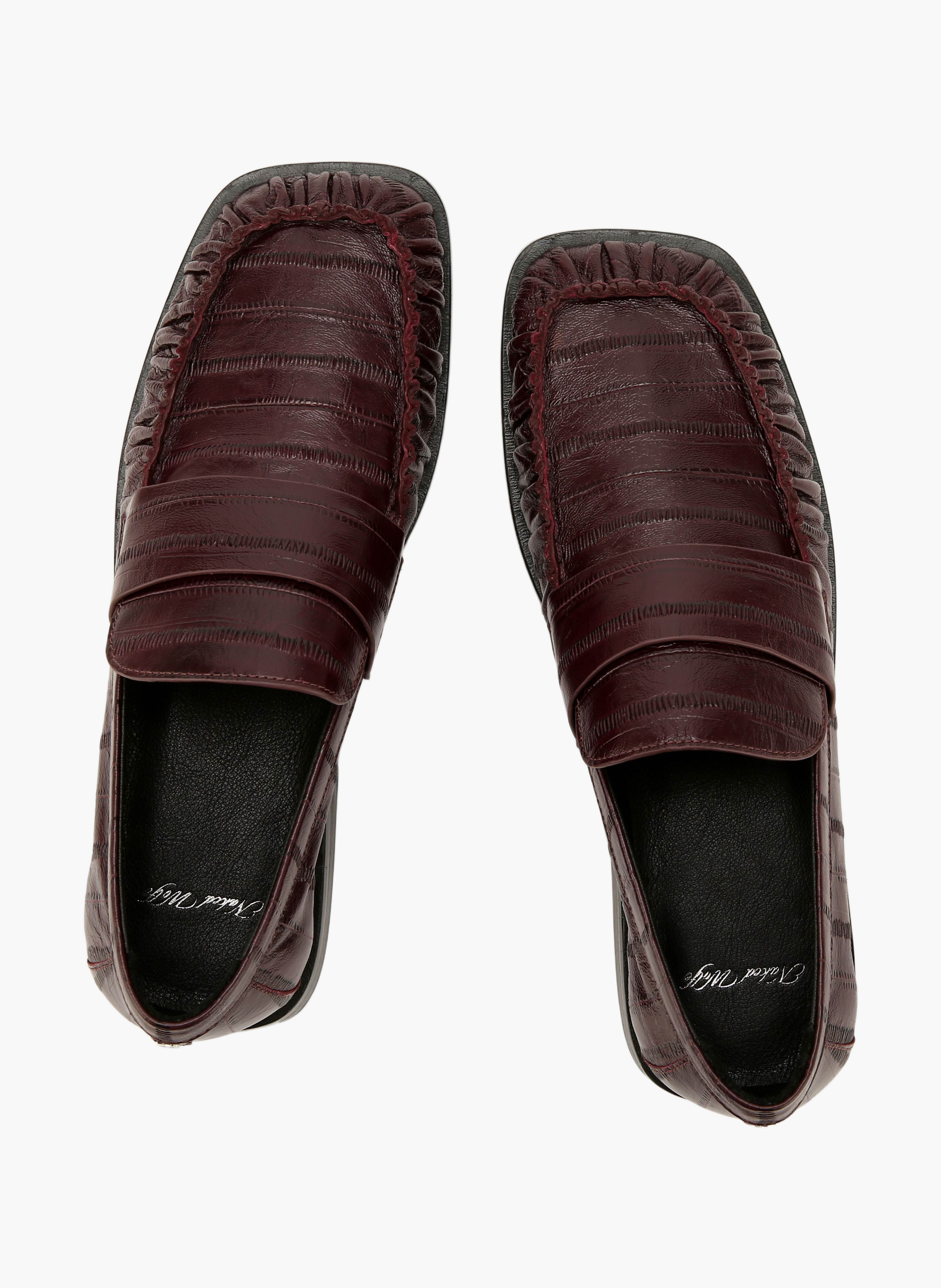 Voltage mocassins van palingleer NAKED WOLFE Rood
