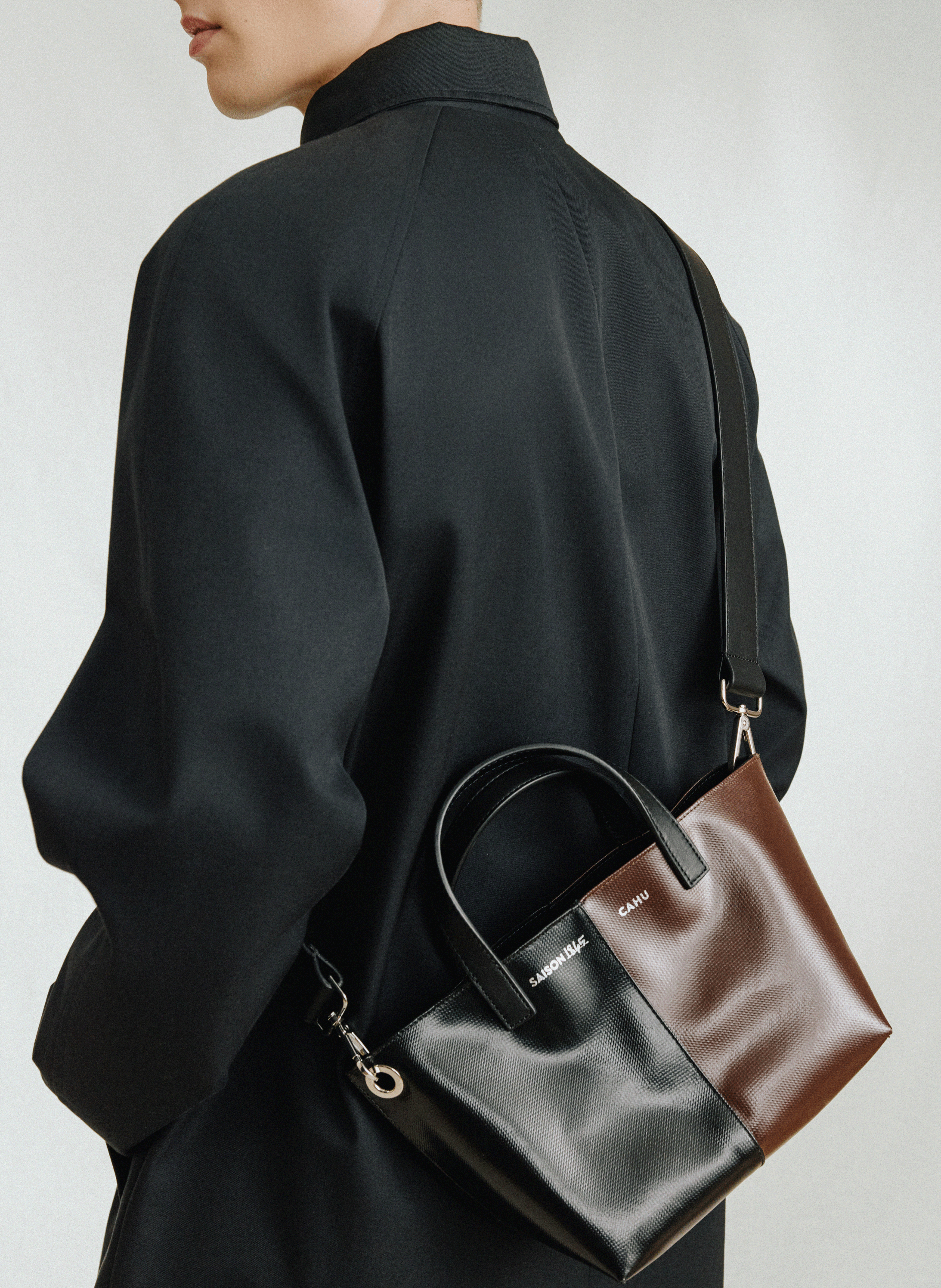 x Cahu - Bi-material shoulder bag SAISON 1865 Brown