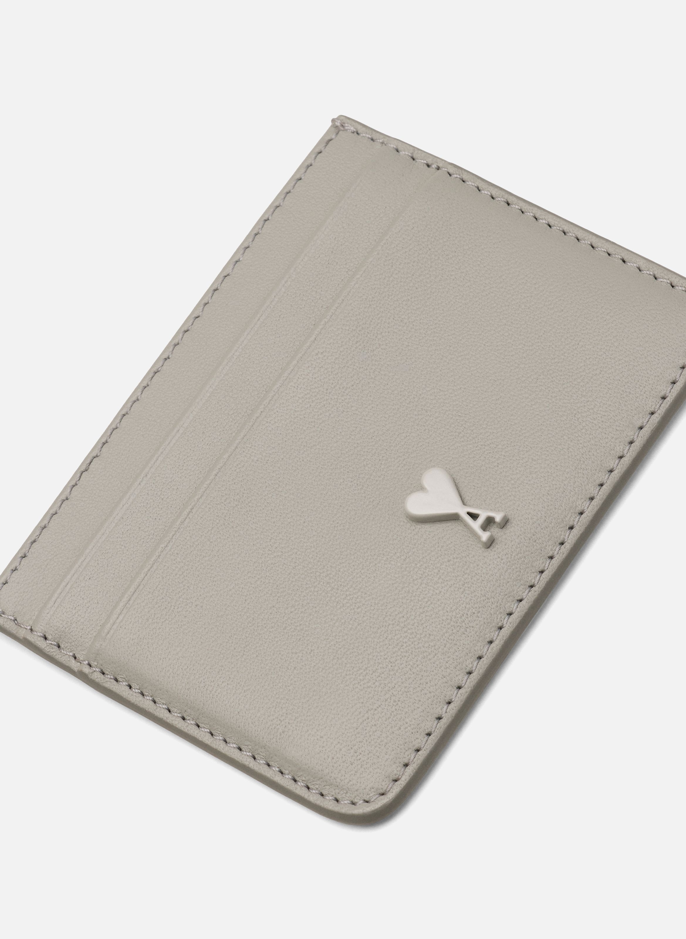 Porte Cartes Ami De Coeur En Cuir Lisse unisexe AMI PARIS Gris