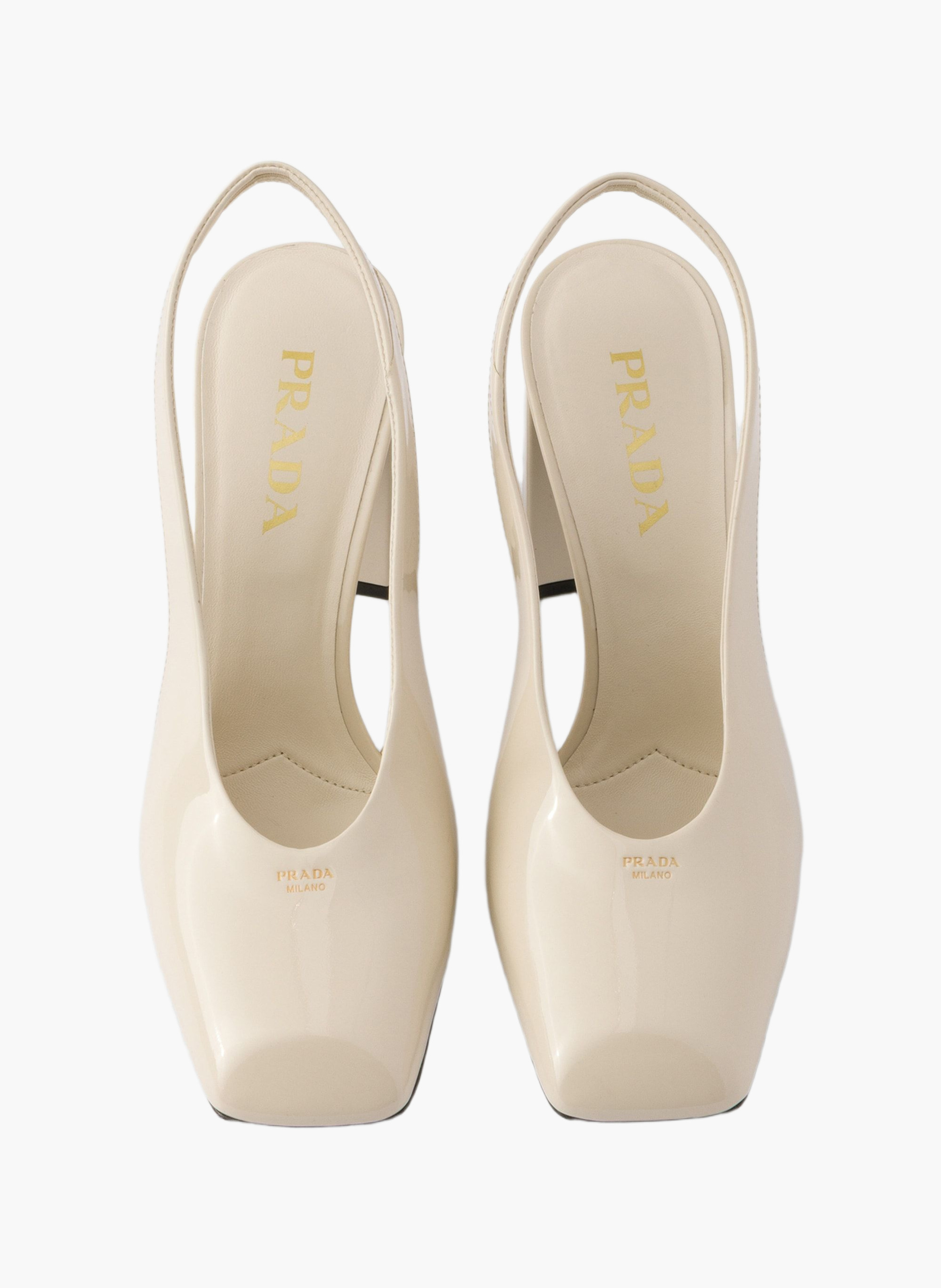 Escarpins à bride arrière en cuir verni PRADA Beige