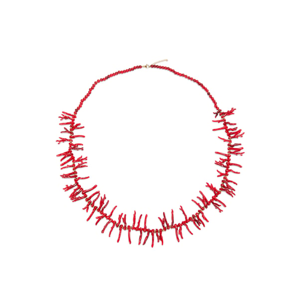 Collier long à détails coraux Collier long à détails coraux