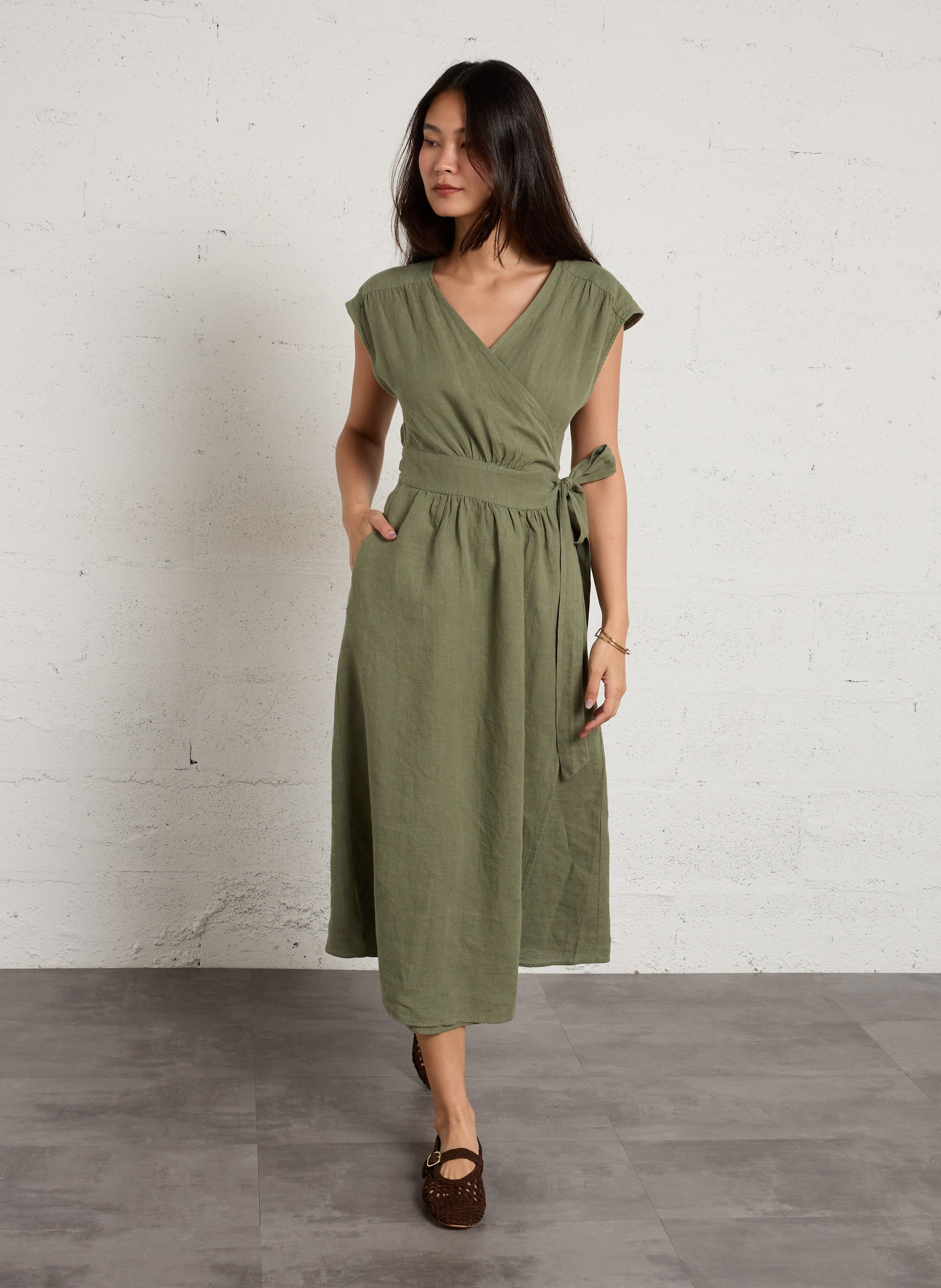 Robe longue cintrée en lin baleare MAISON 123 Vert