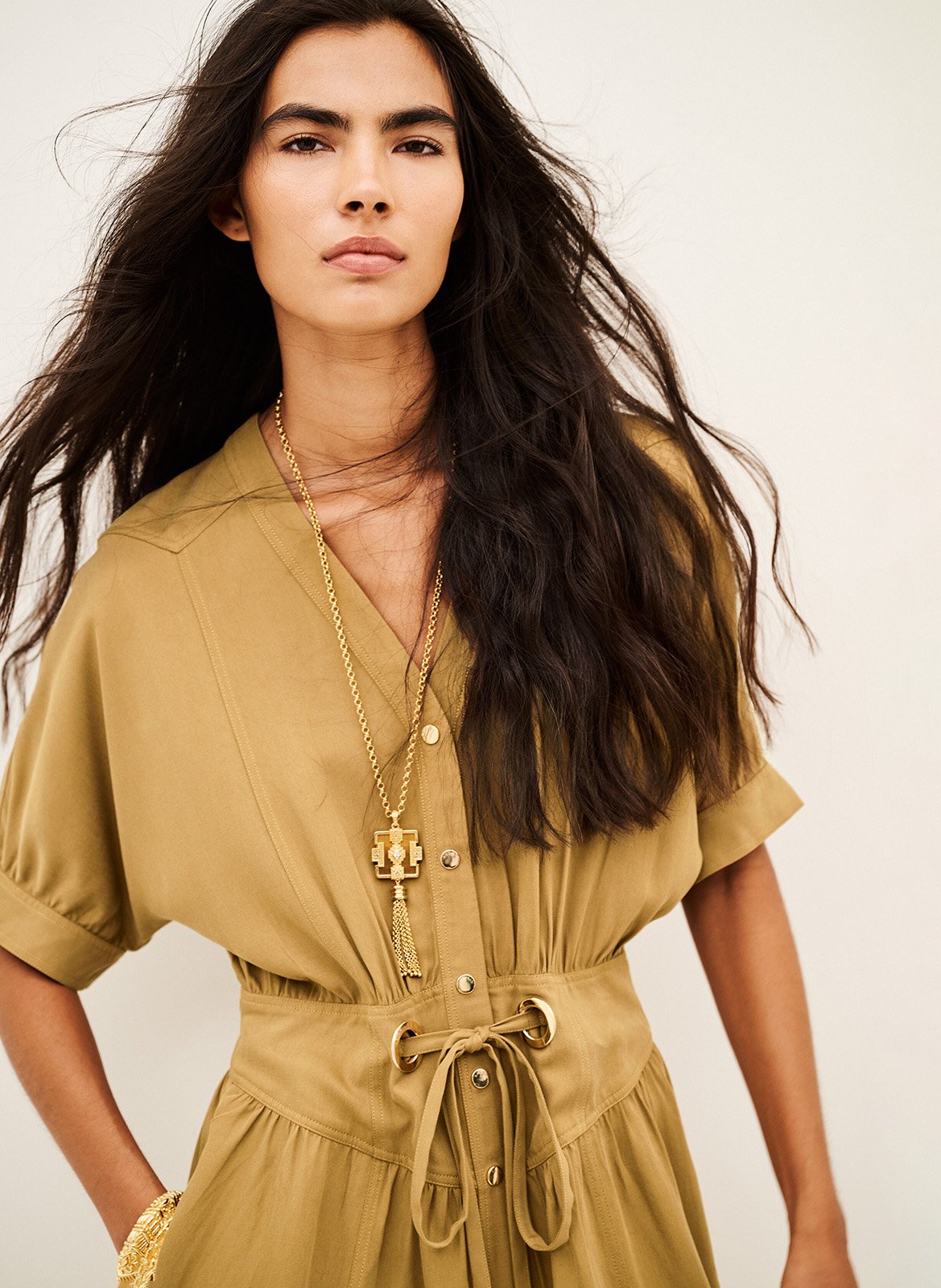 Midi getailleerde overhemdjurk met korte mouwen parisa BA&SH Beige