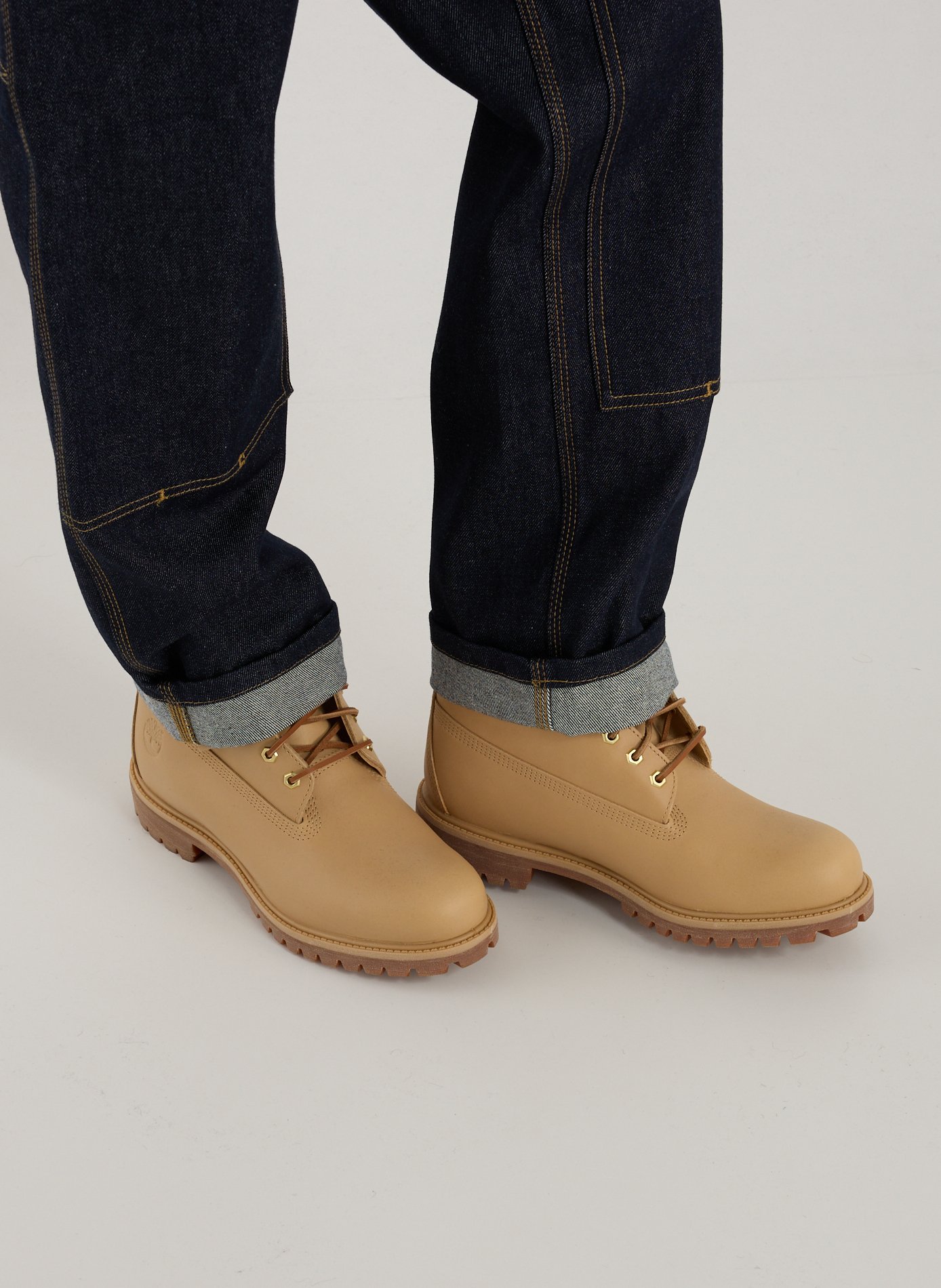 Two-tone leather notched sole boots TIMBERLAND Beige