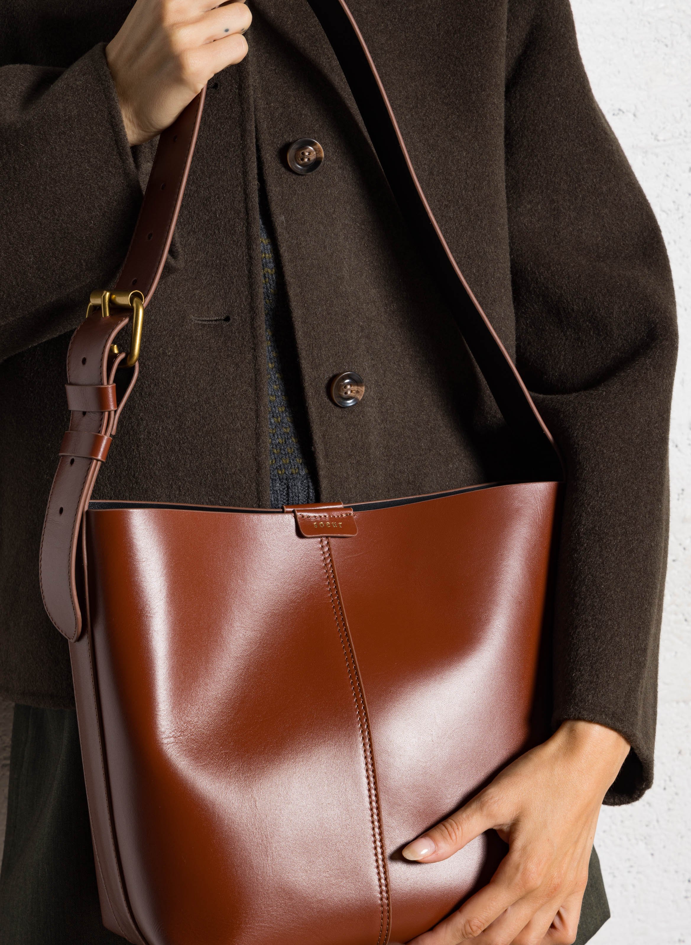 Sac seau en cuir saudade mini SOEUR Marron