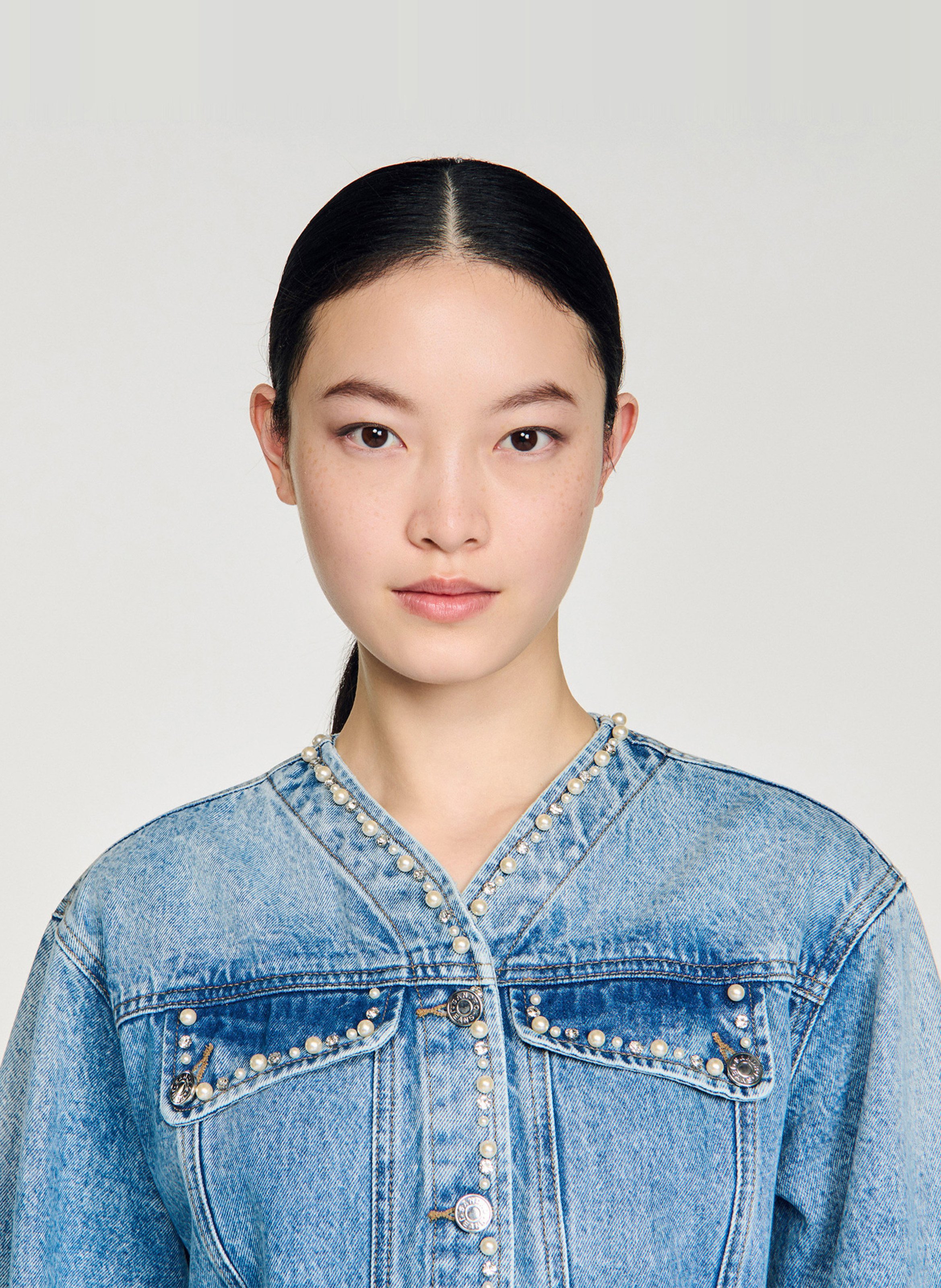 Blouson col v en denim de coton SANDRO Bleu