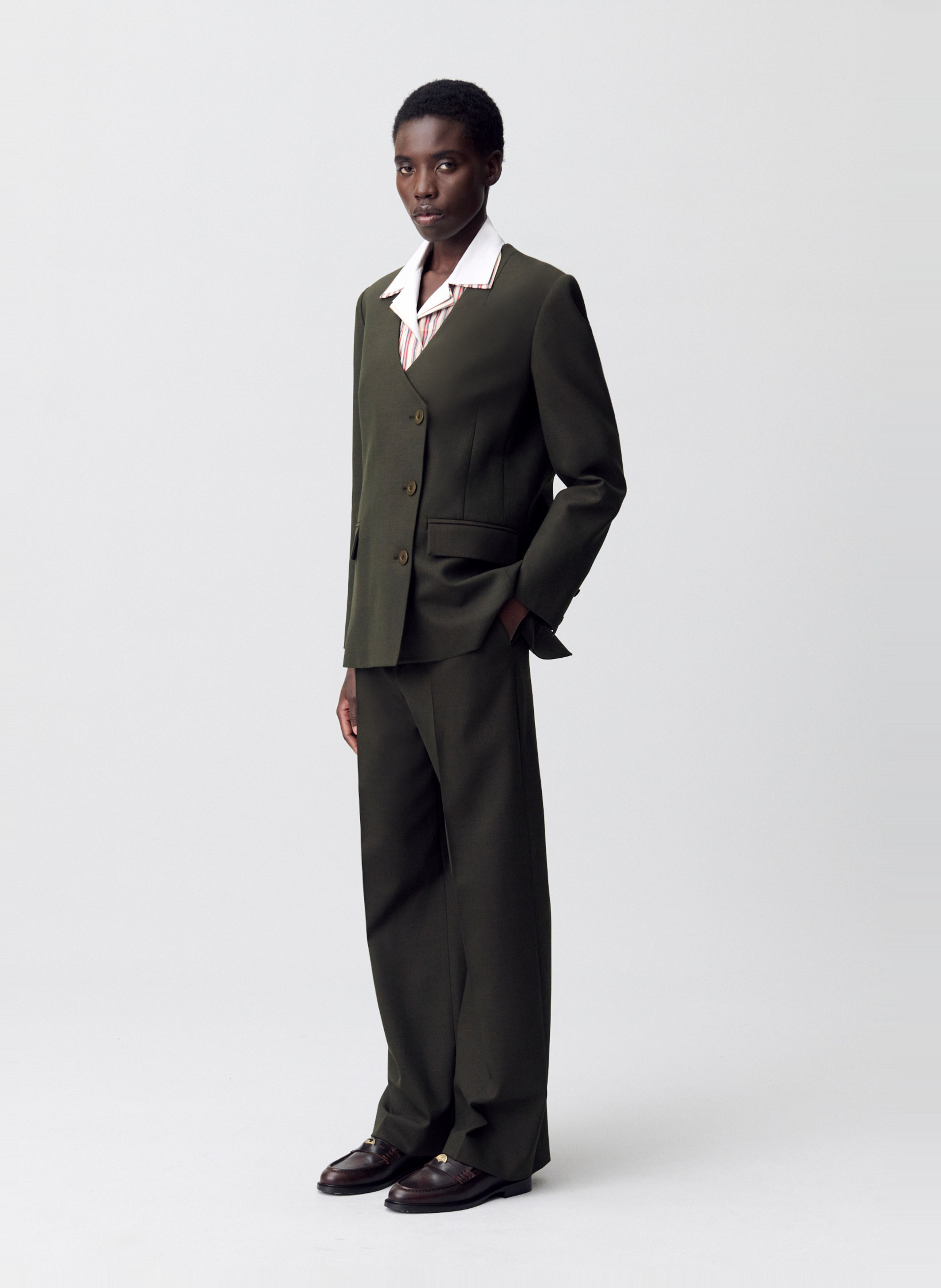 Veste tailleur cintrée unie en laine mélangée vinnie CLAUDIE PIERLOT Kaki