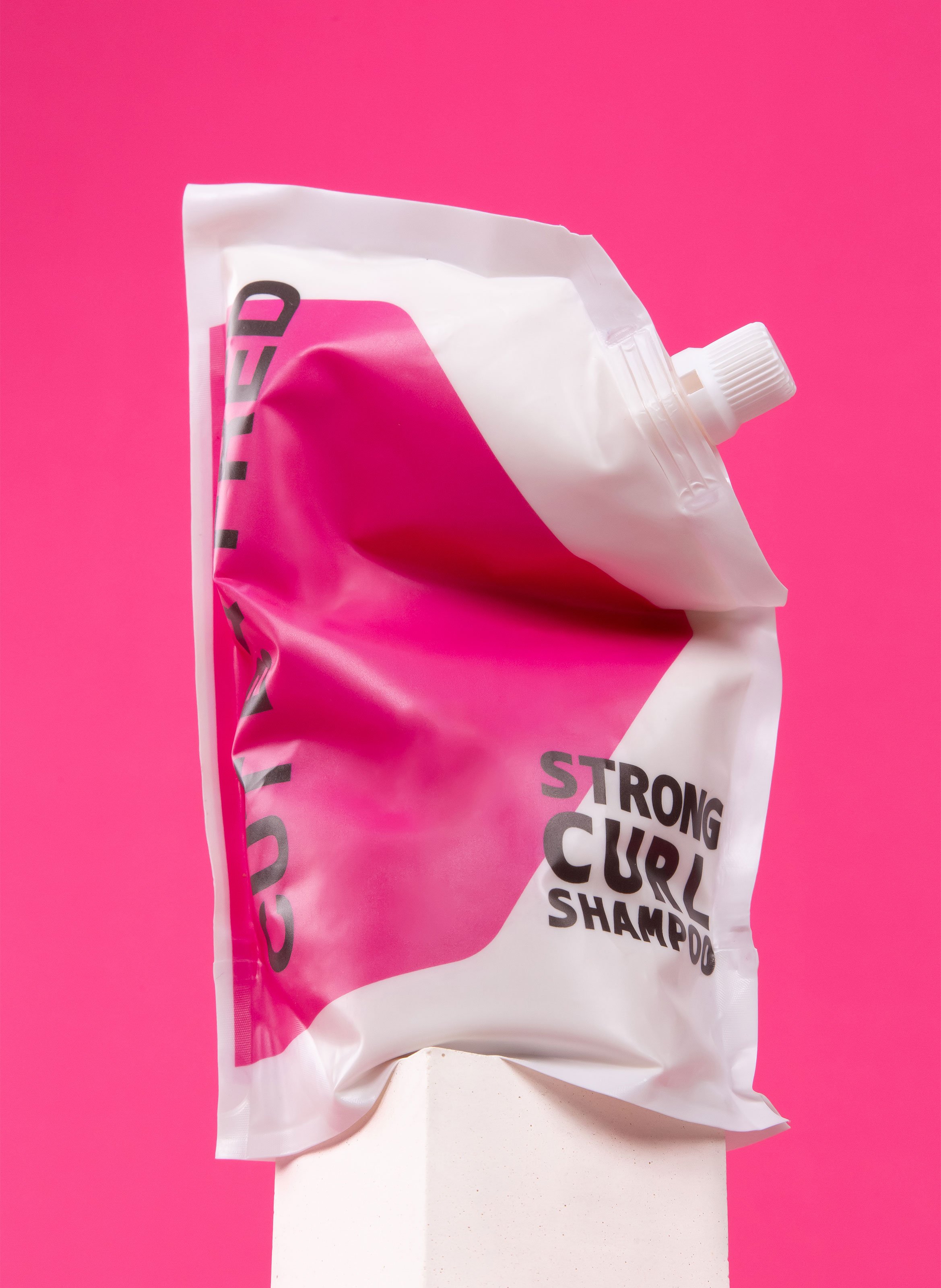 Strong Curl Shampoo CUT BY FRED No color