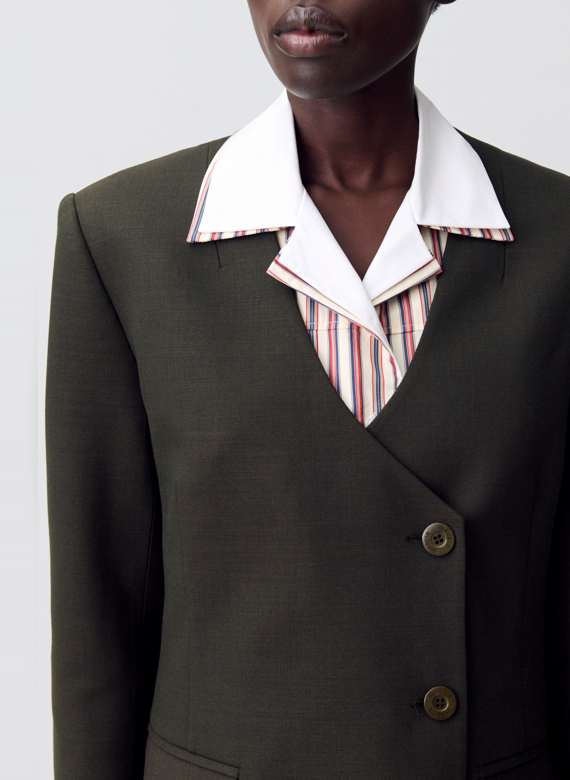 Veste tailleur cintrée unie en laine mélangée vinnie CLAUDIE PIERLOT Kaki