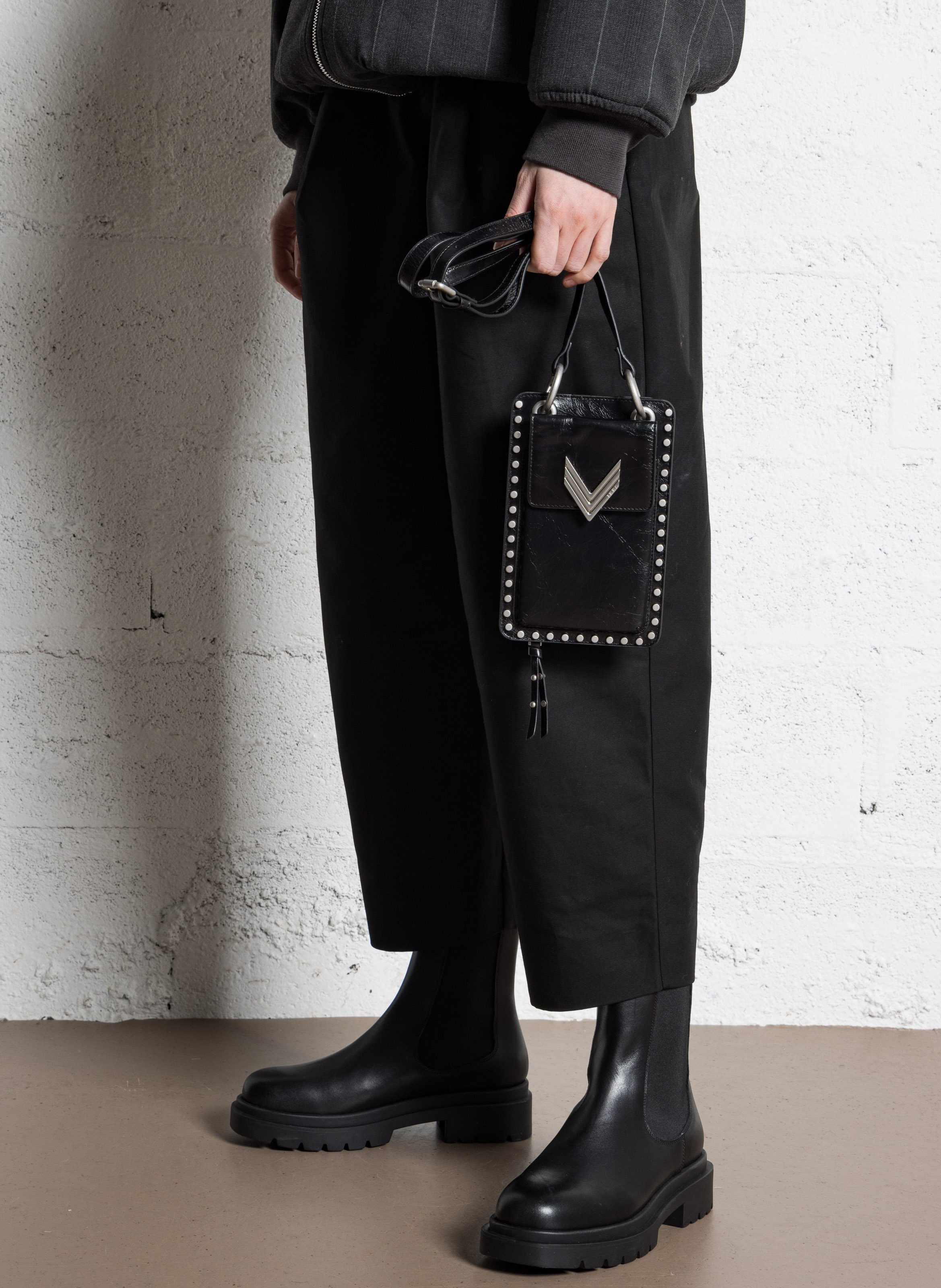 Sac bandoulière pour téléphone en cuir 111 phone bag IKKS Noir