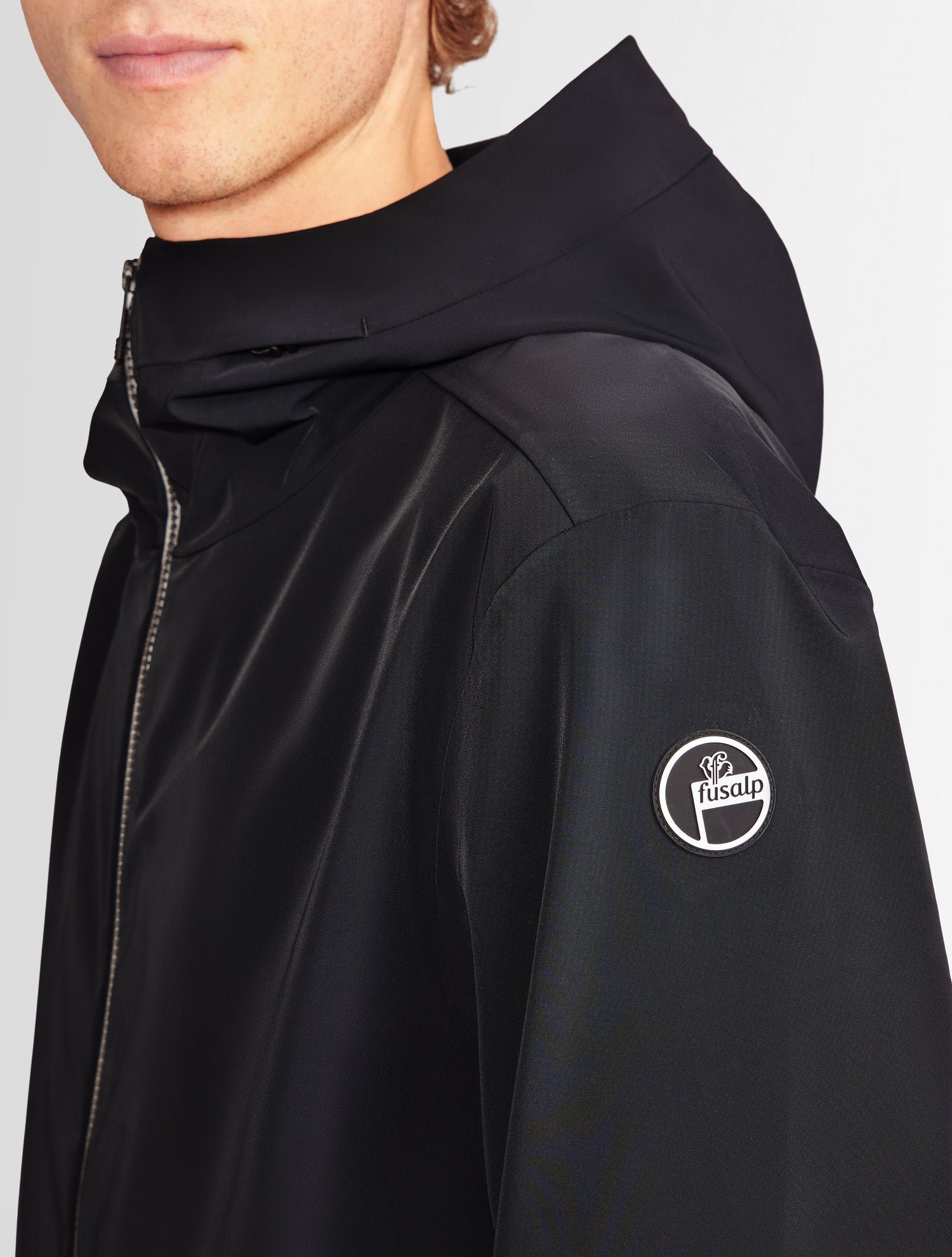 Manteau ilanu col capuche coupe regular FUSALP Noir