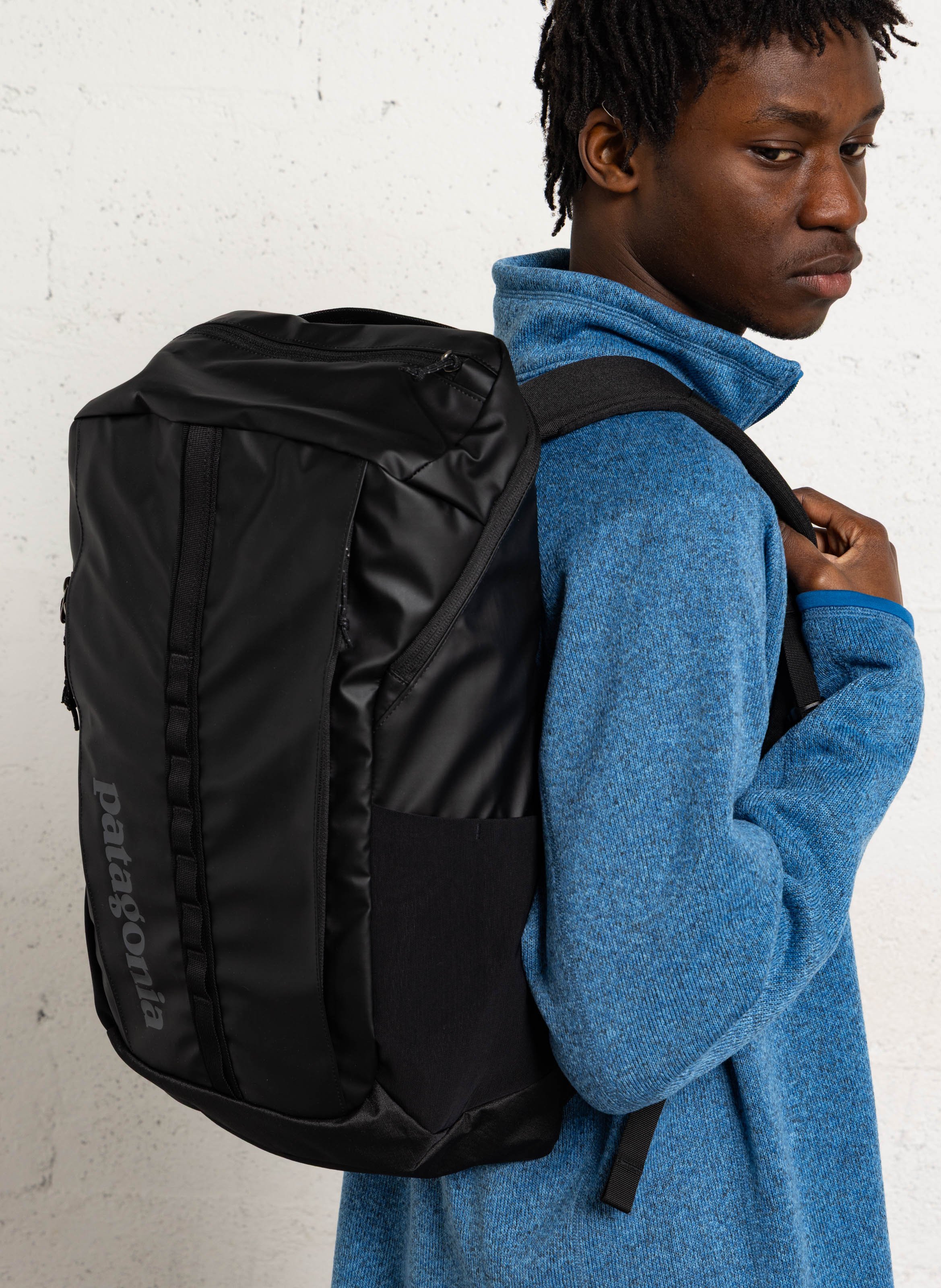 Plain logo backpack 25L PATAGONIA Black