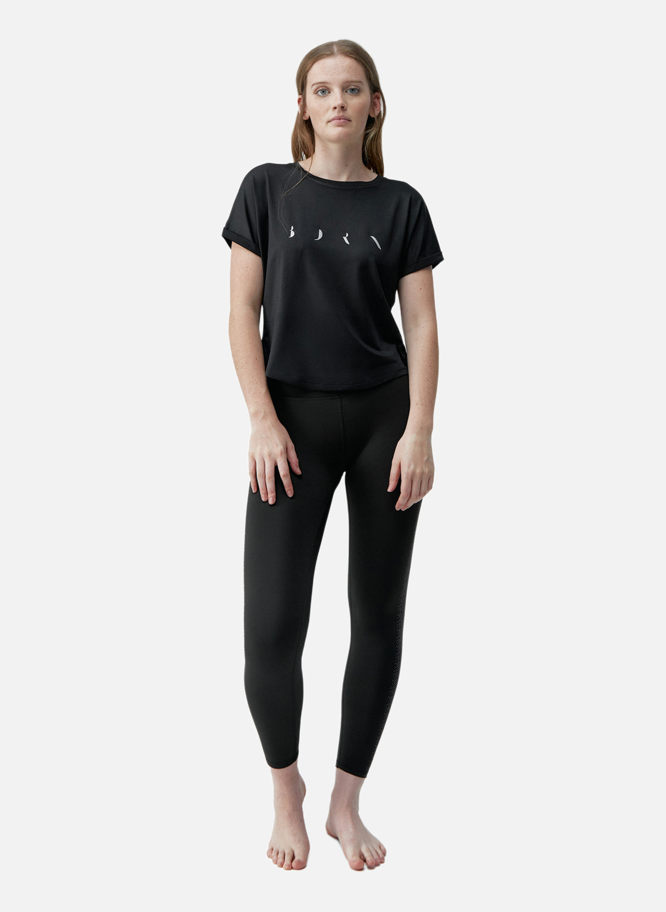 T-shirt de sport performance manches courtes azami BORN LIVING YOGA Noir