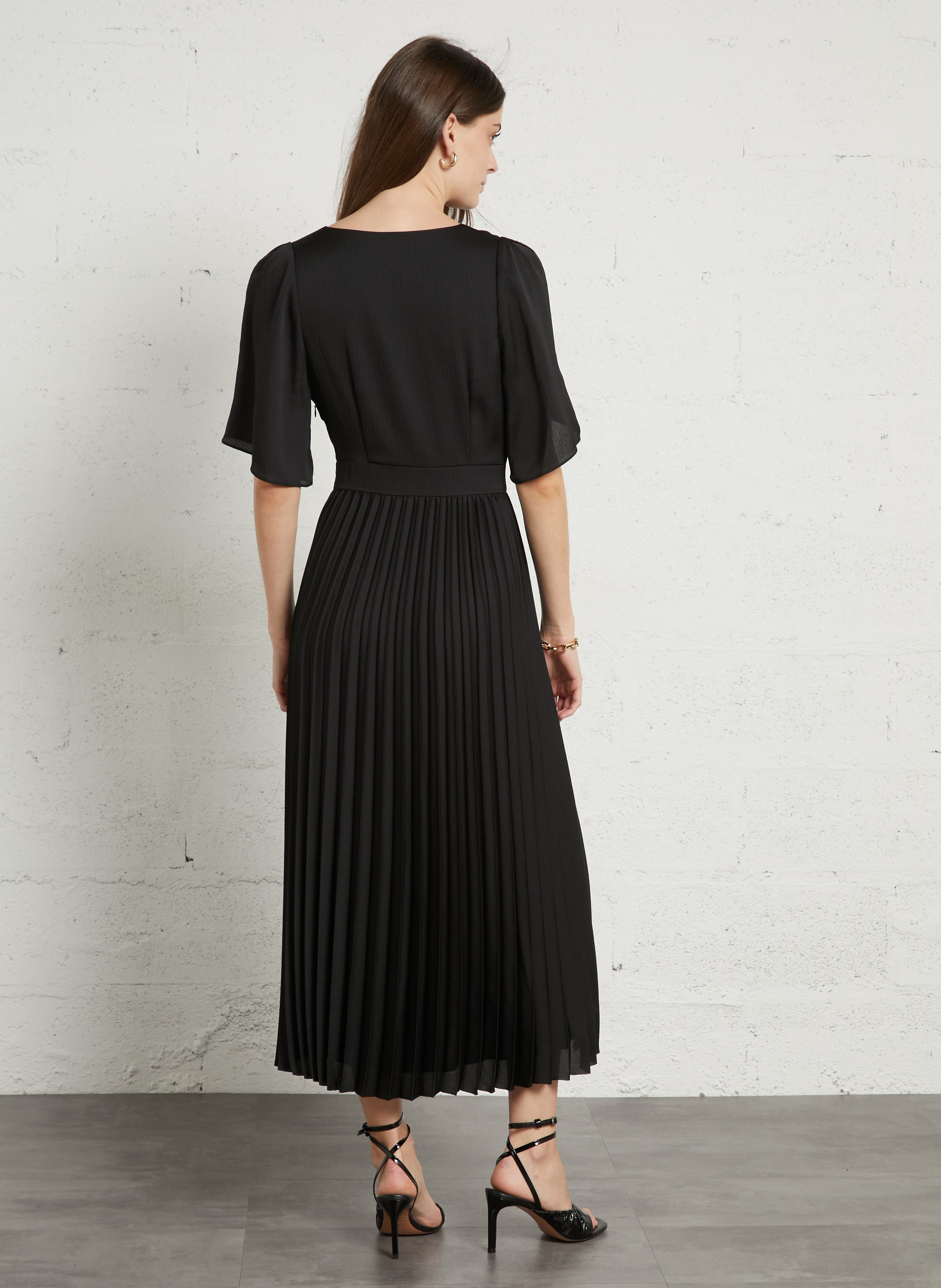 Robe longue col v plissée billie MAISON 123 Noir