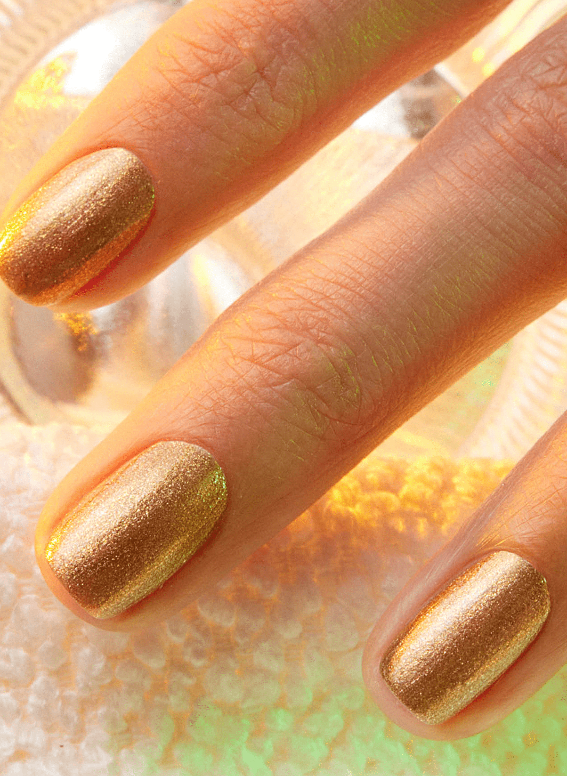 Green Flash Nail Polish MANUCURIST Shimmer