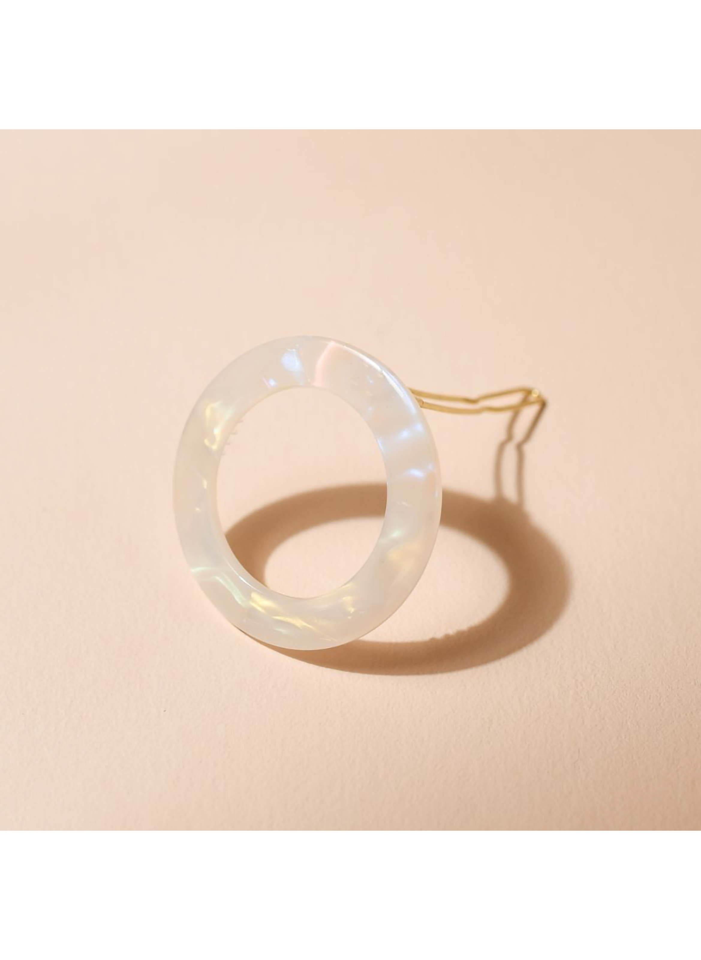 Round Mother-of-Pearl Hair Clip BACHCA No color