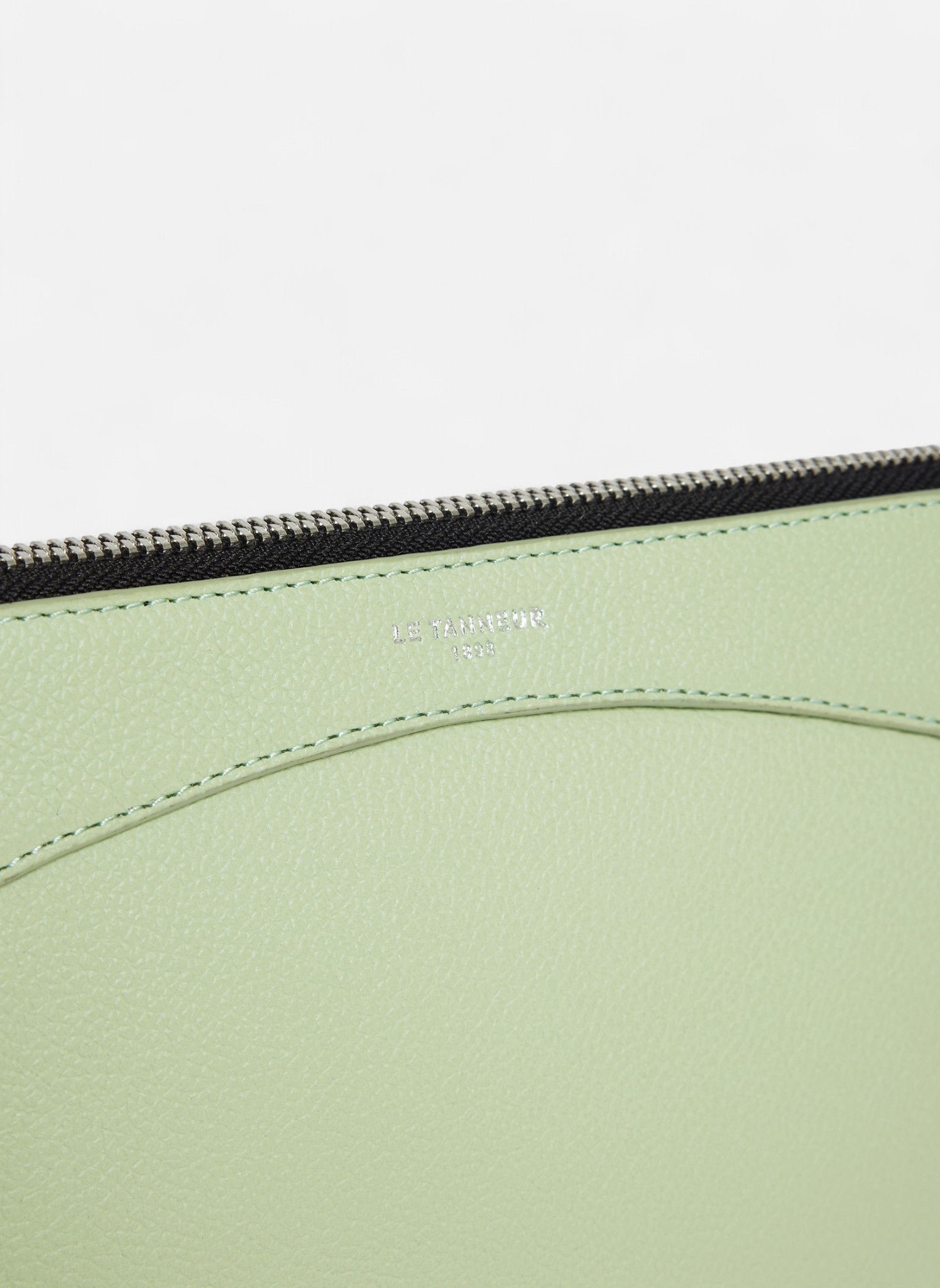 Pochette zippée en cuir grainé LE TANNEUR Vert