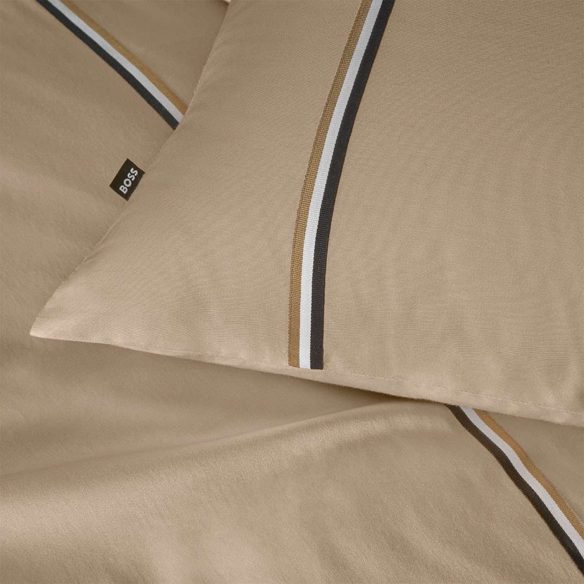 Taie d'oreiller en satin de coton, b linea BOSS HOME Beige