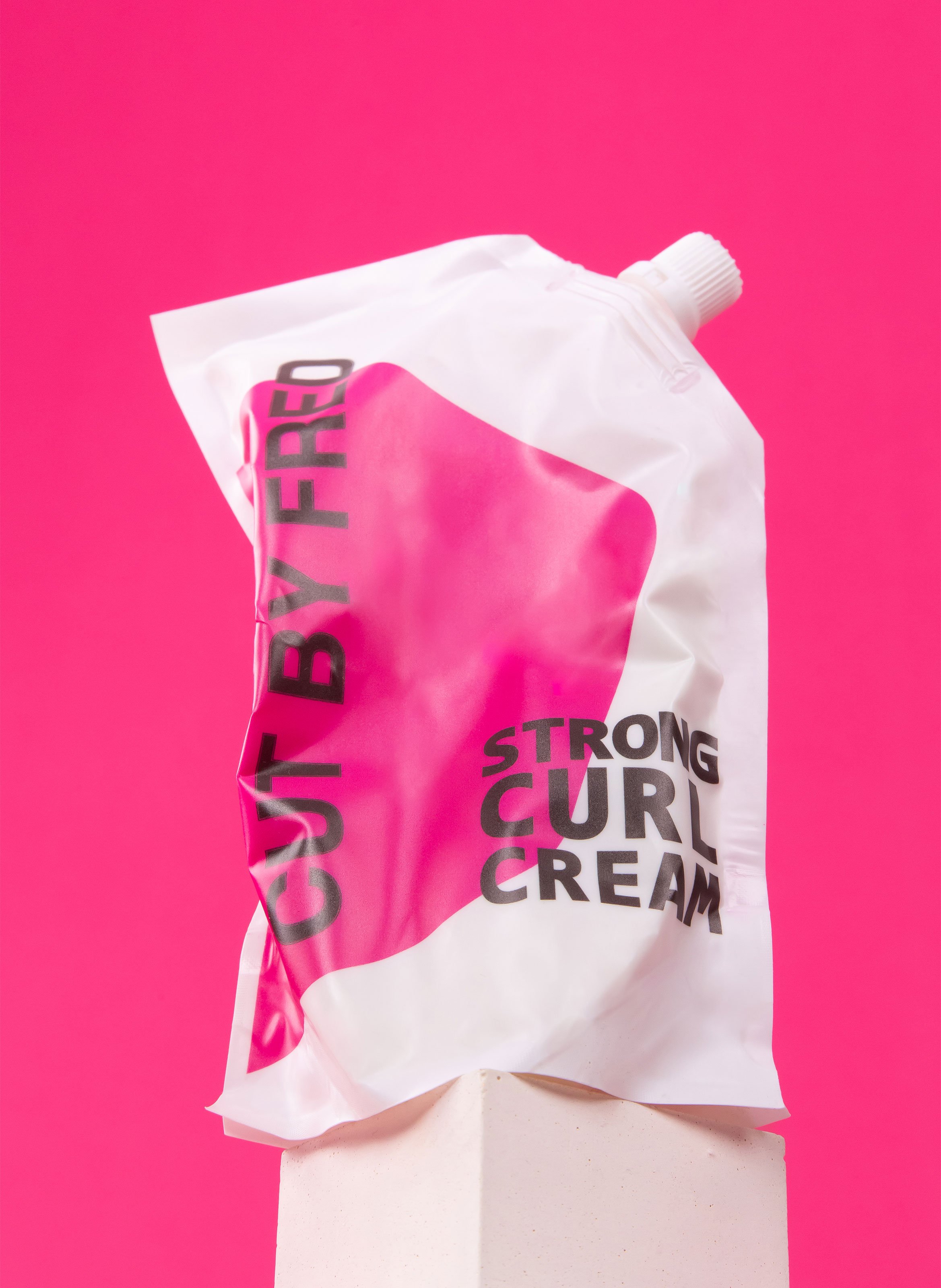 Strong Curl Cream CUT BY FRED No color