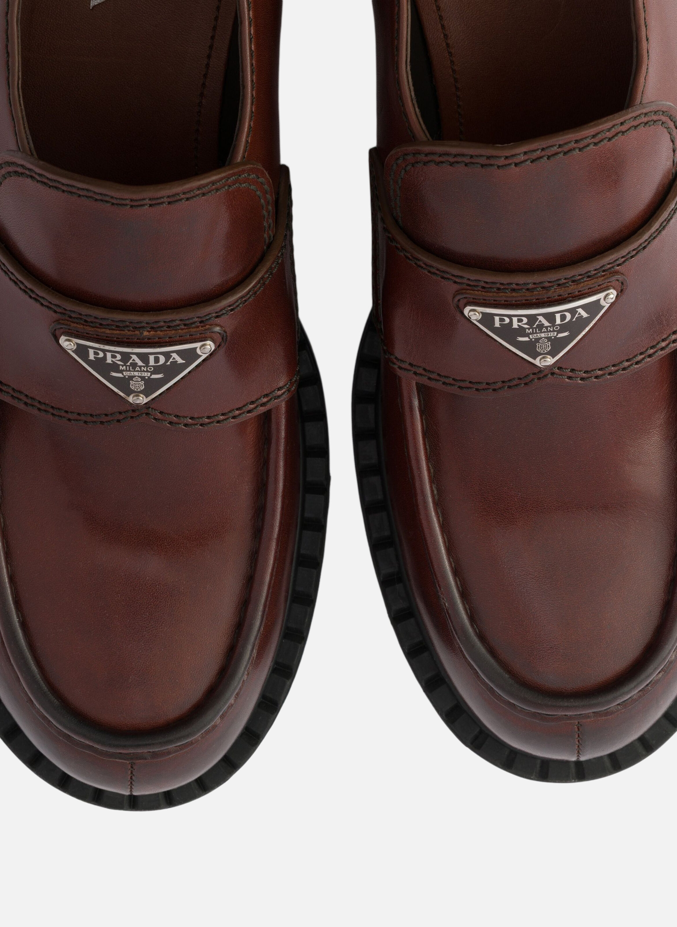Mocassins en cuir vieilli PRADA Marron