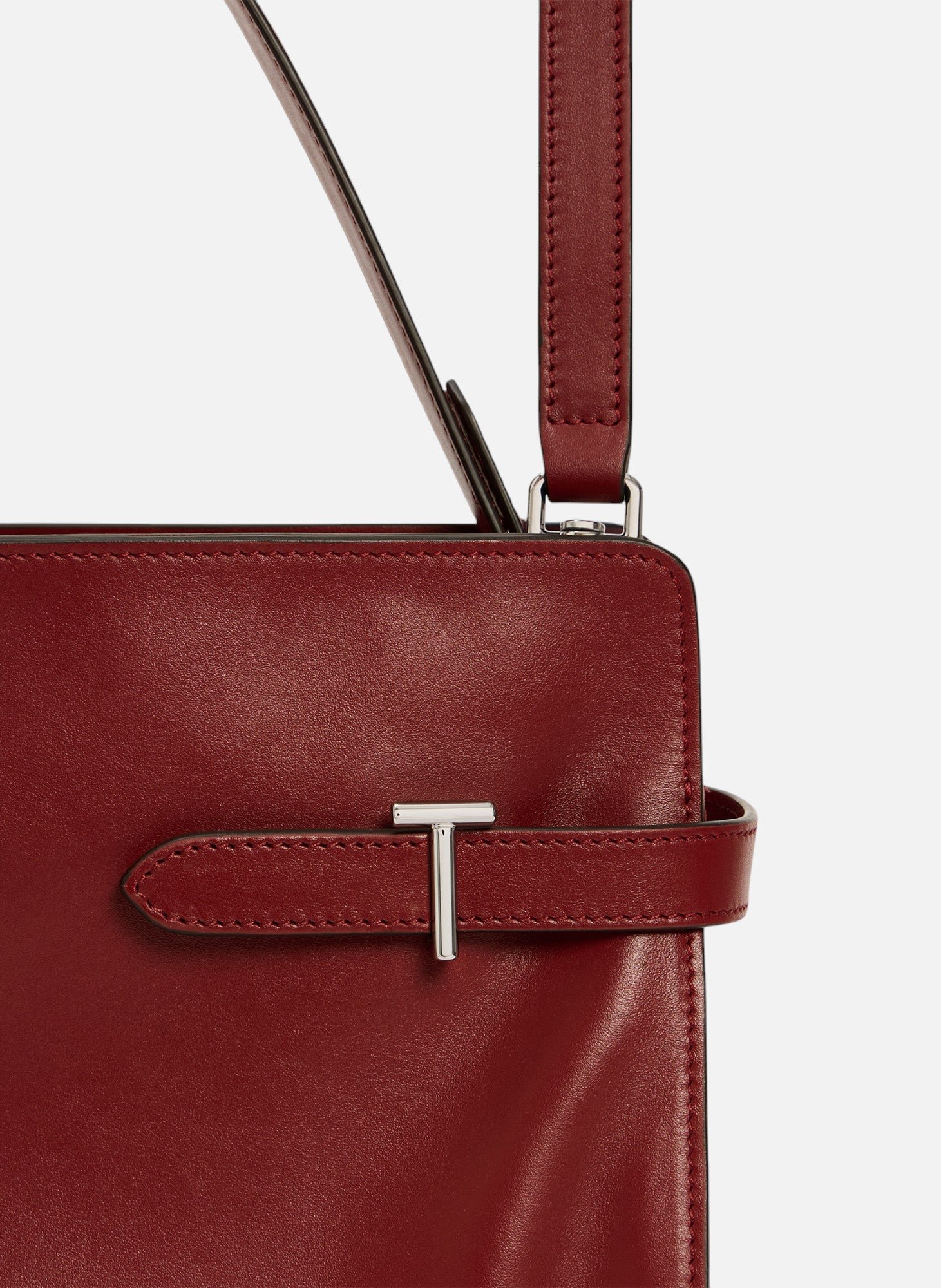 Sac porté épaule grand modèle emie en cuir lisse et nubuck LE TANNEUR Rouge