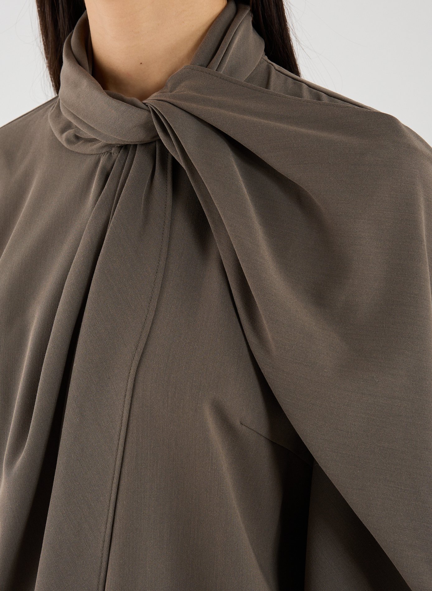 T-shirt asymétrique à manches longues VIKTORIA CHAN Beige