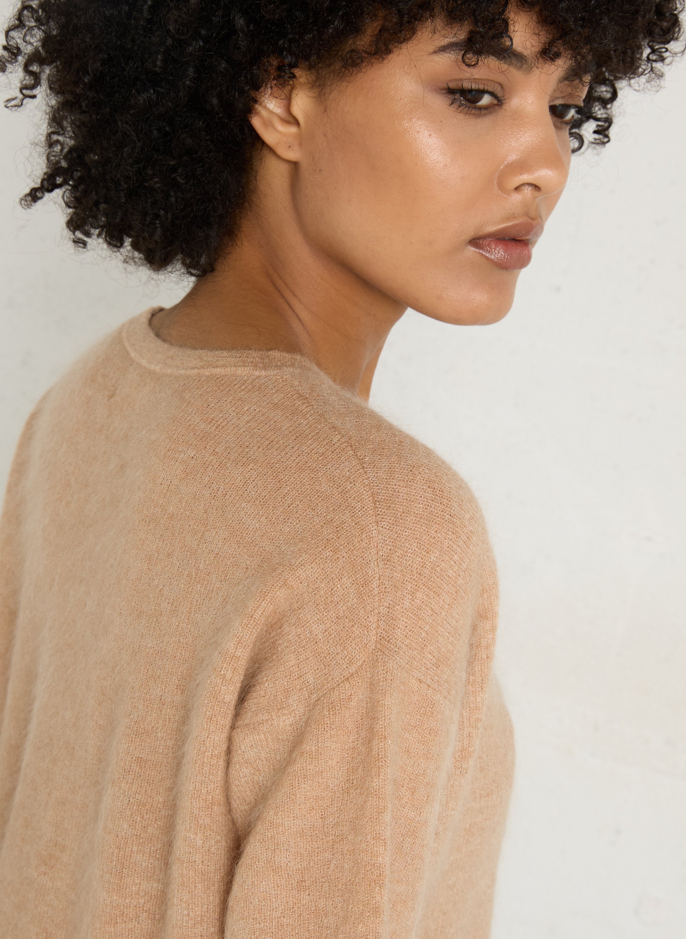 Pull col rond en mohair mélangé paolo bis MAISON 123 Beige