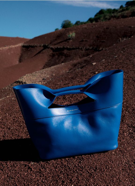 ALEXANDER MCQUEEN The Bow small leather bag Blue