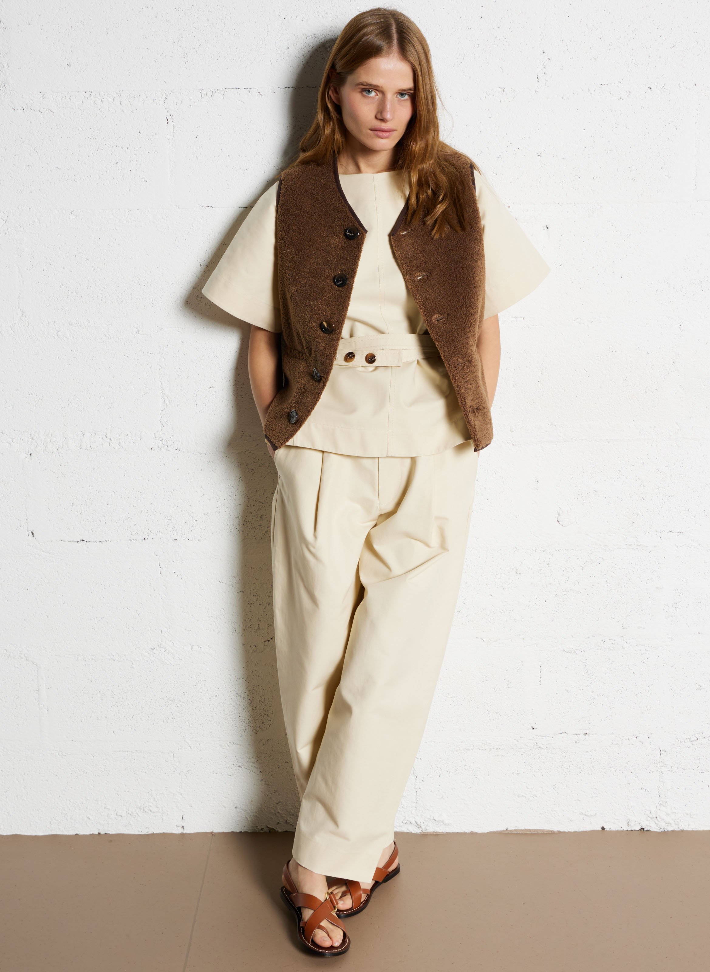 Gilet sans manches aspect mouton fusil SOEUR Marron