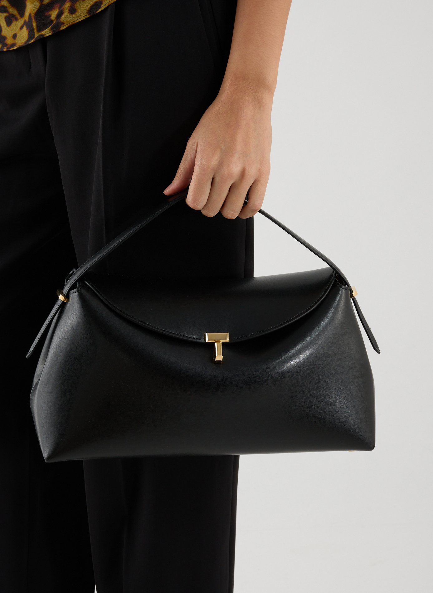TOTEME Sac à main avec bandoulière amovible en cuir Noir