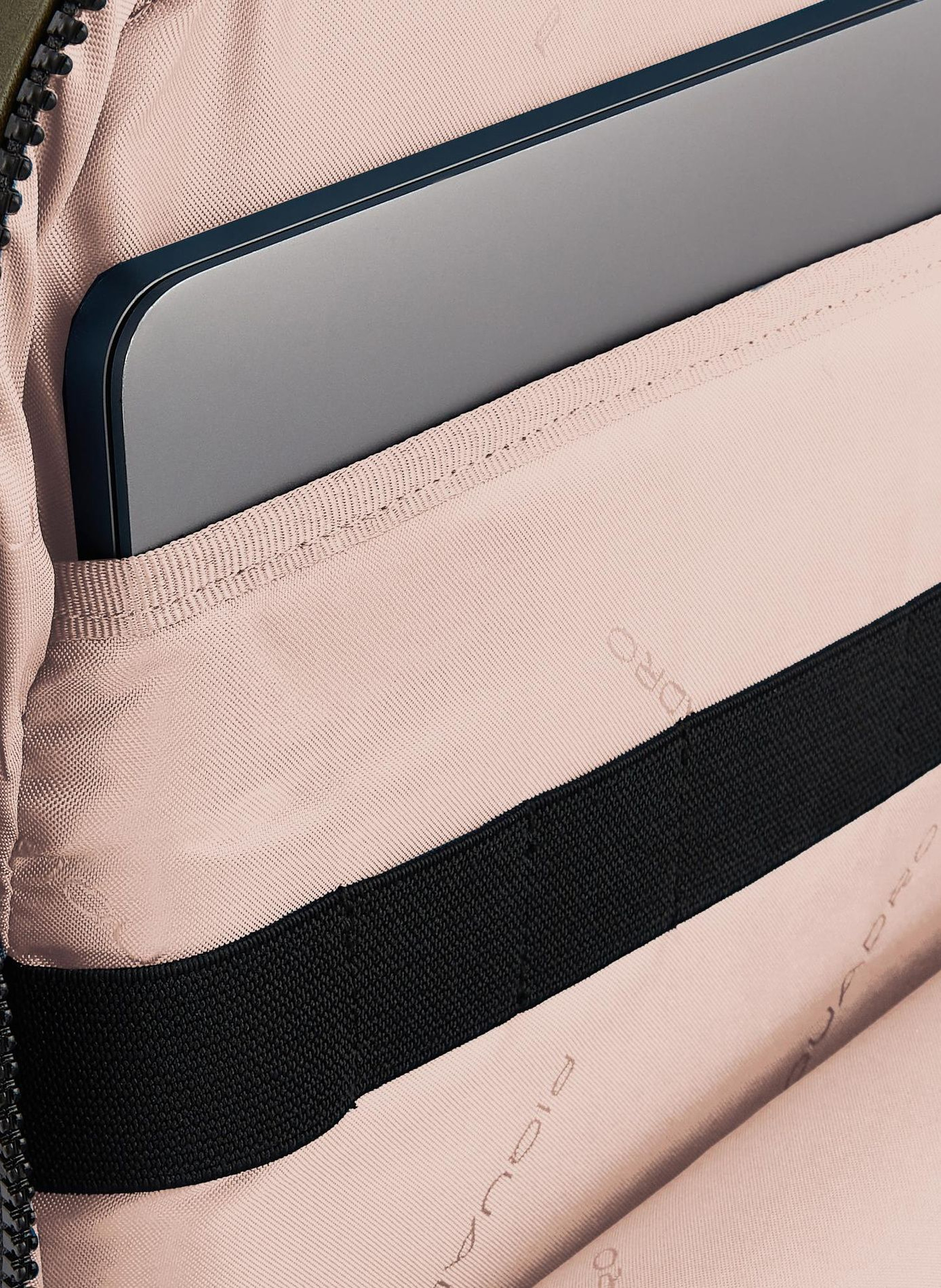 Sac à dos pour ordinateur 14" PIQUADRO Vert