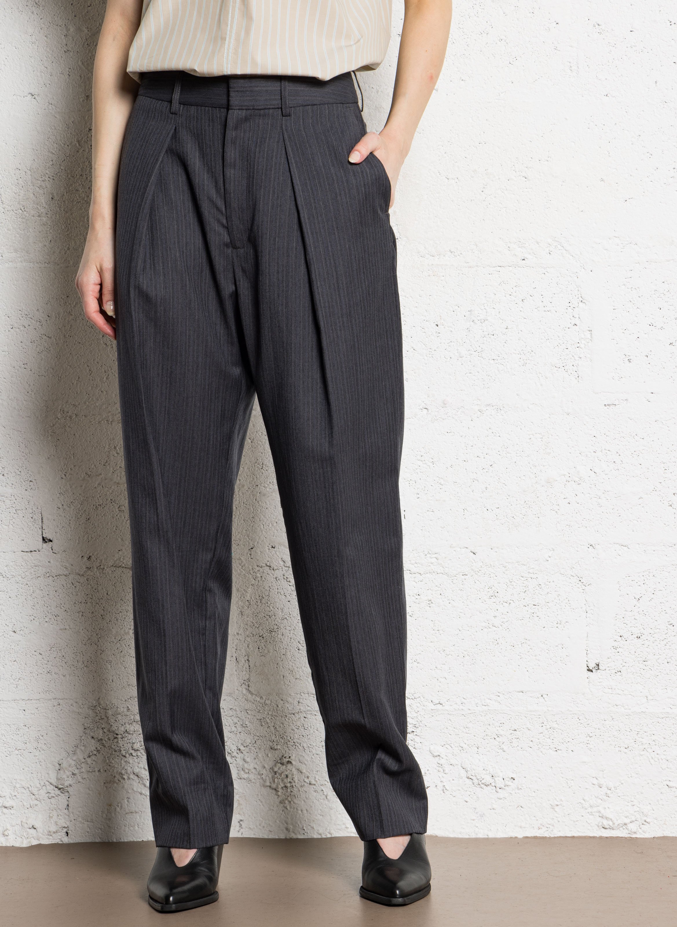 Pantalon de tailleur ajusté en laine et coton ferrel SOEUR Gris